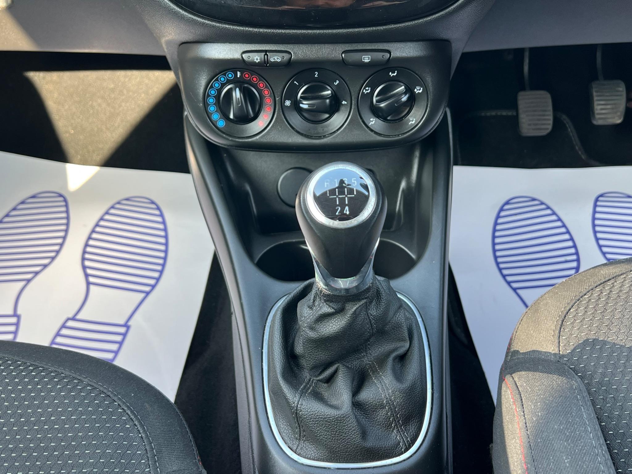 Vauxhall Corsa - Image 20