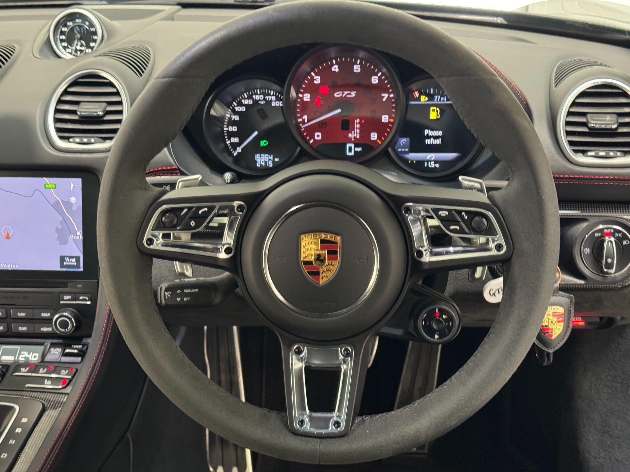 Porsche 718 Cayman - Image 29