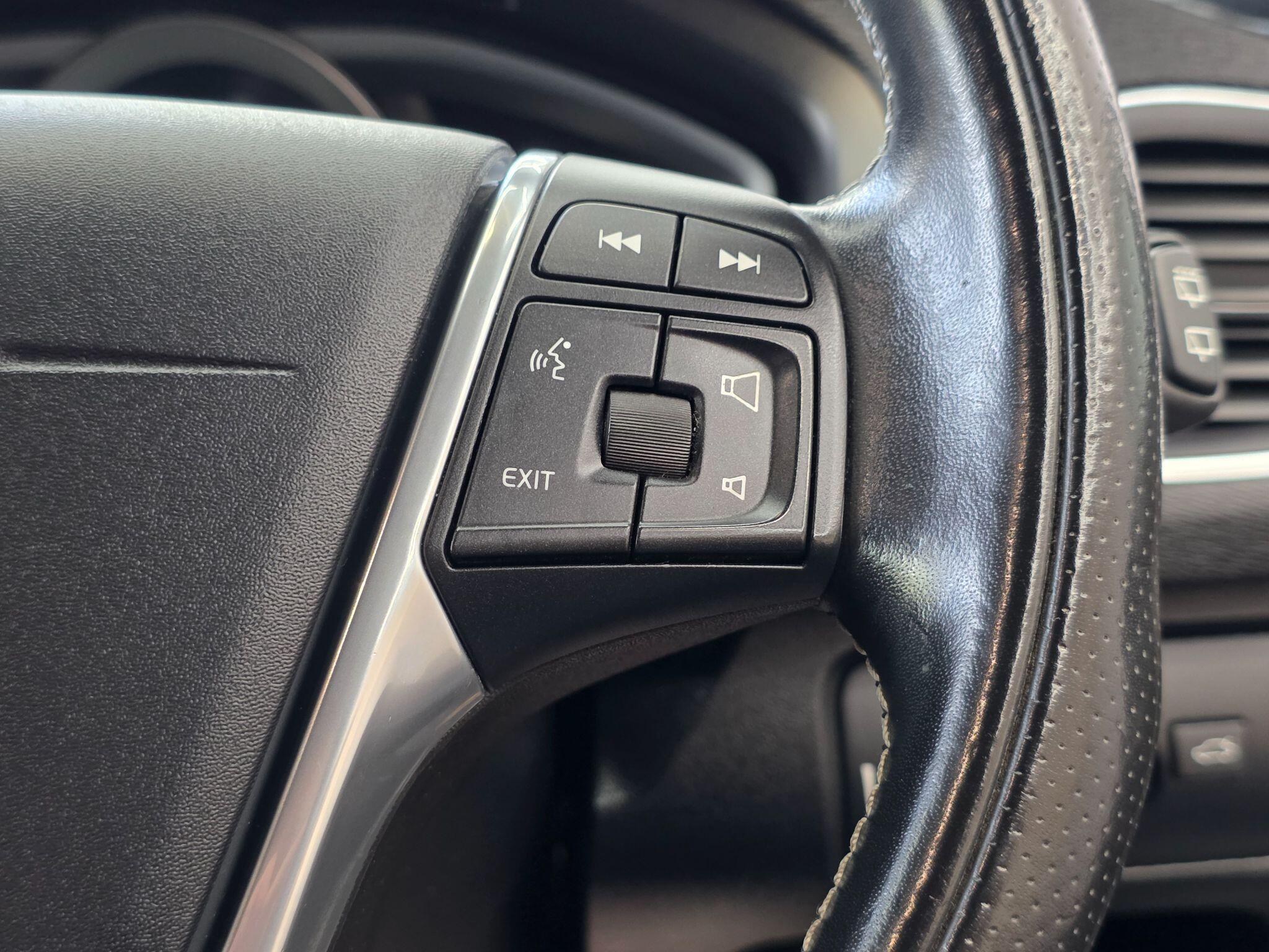 Volvo V40 - Image 23