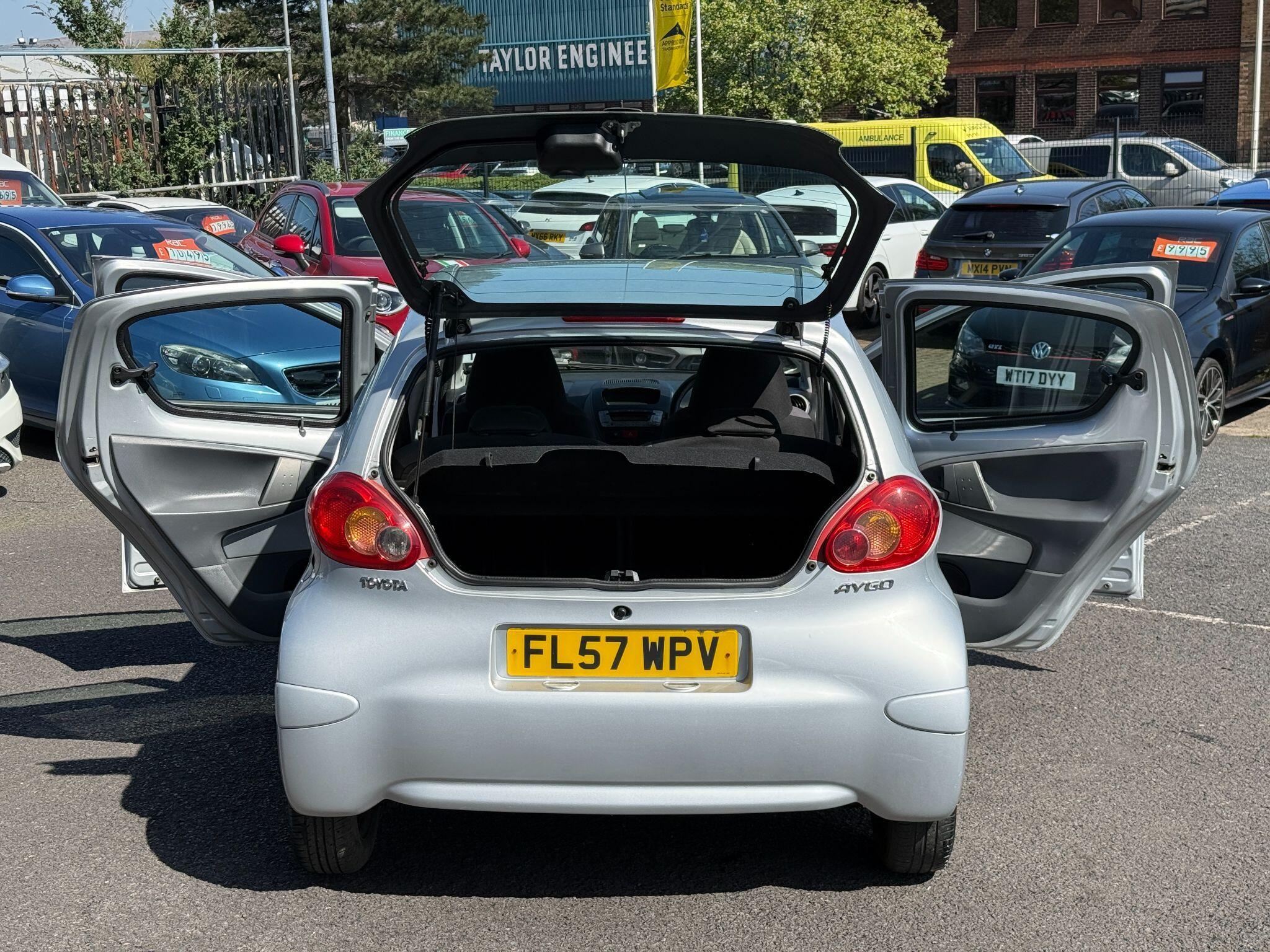 Toyota Aygo - Image 14