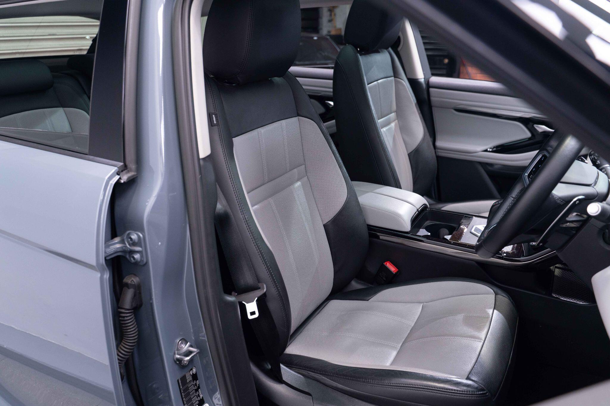 Land Rover Range Rover Evoque - Image 12