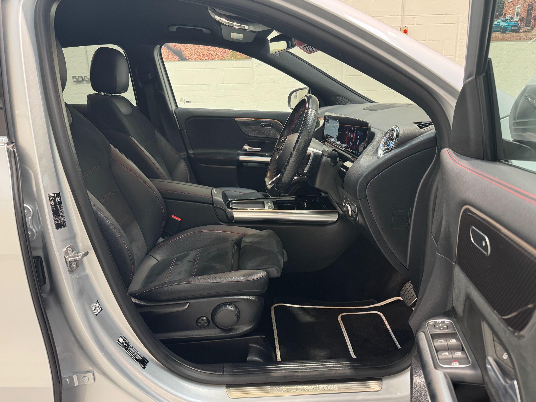 Mercedes GLA - Image 18