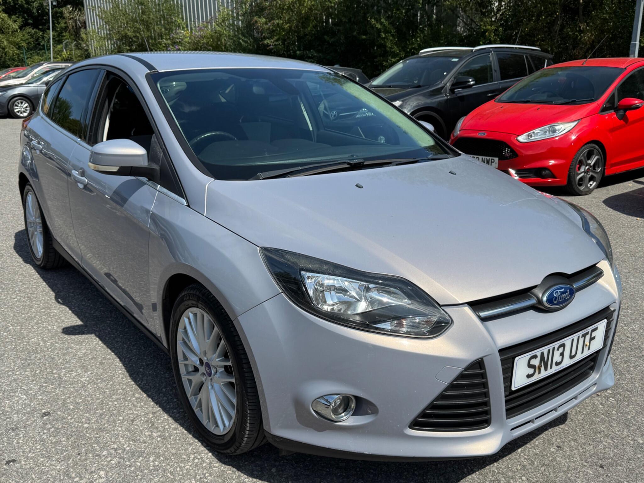 Ford Focus - Image 11