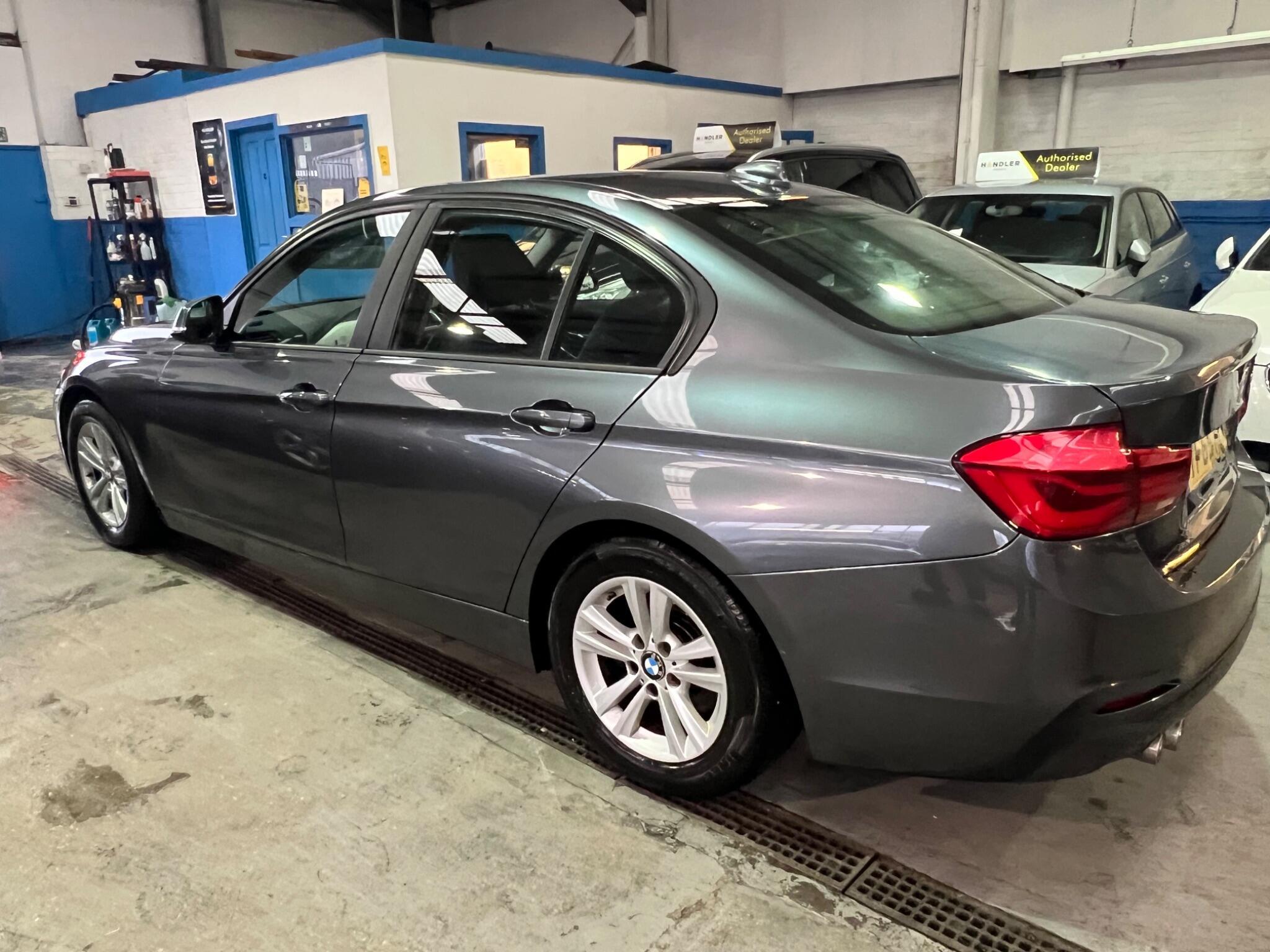 BMW 3 Series - Image 13