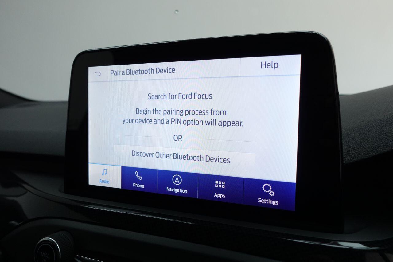 Ford Focus - Image 33