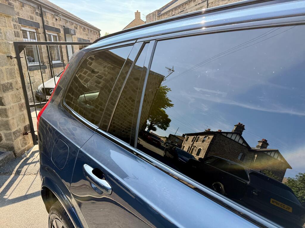 Volvo XC90 - Image 15