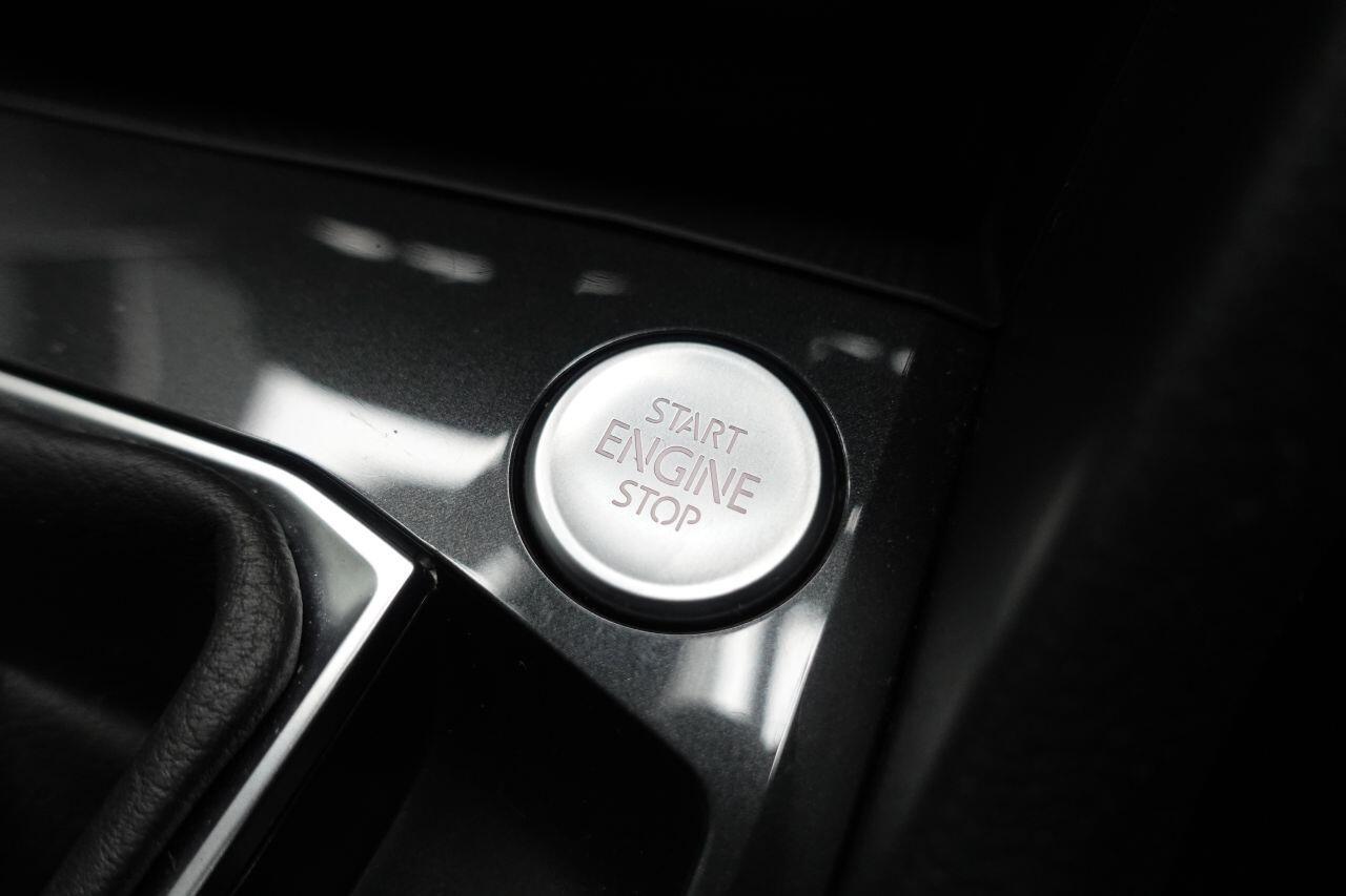 Volkswagen Tiguan - Image 37