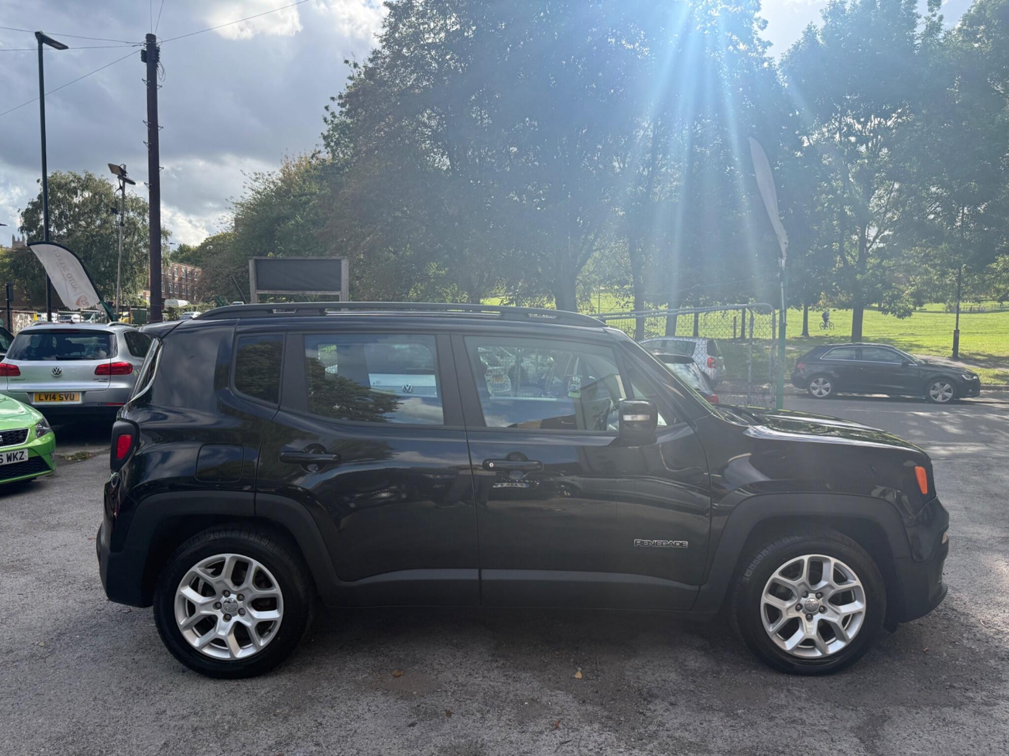 Jeep Renegade - Image 8
