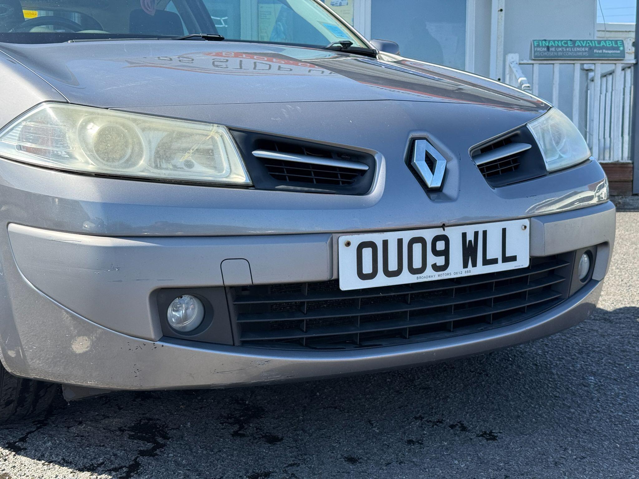 Renault Megane - Image 10