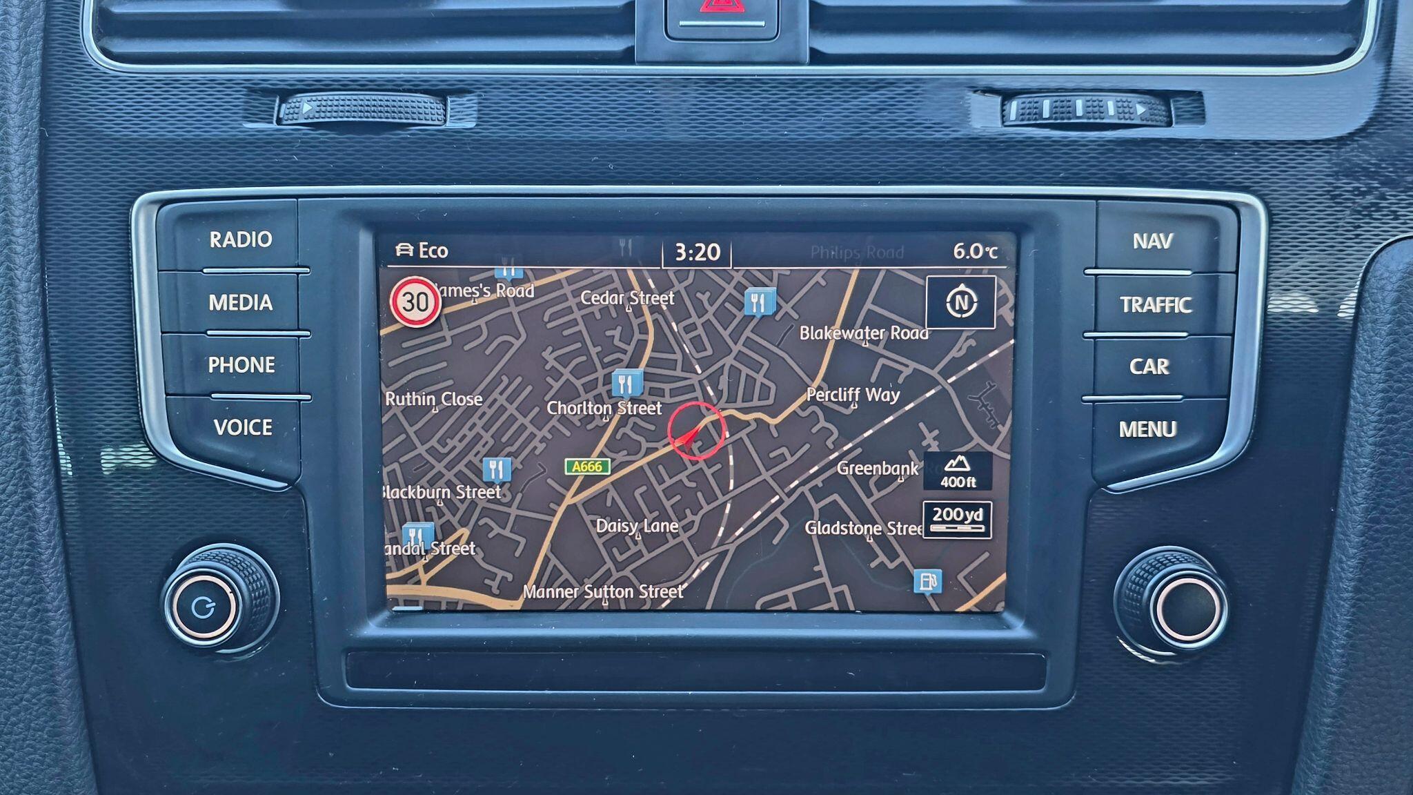 Volkswagen Golf - Image 33