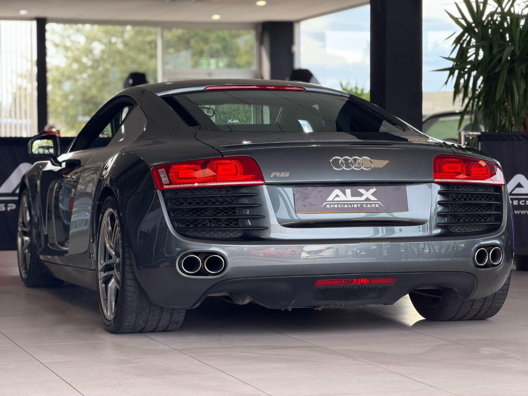 Audi R8 - Image 20