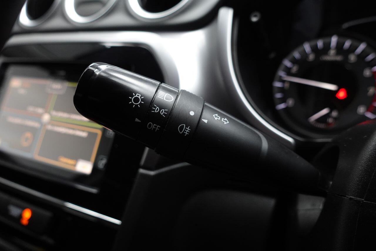 Suzuki Vitara - Image 36