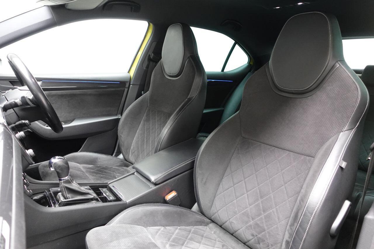 Skoda Superb - Image 33