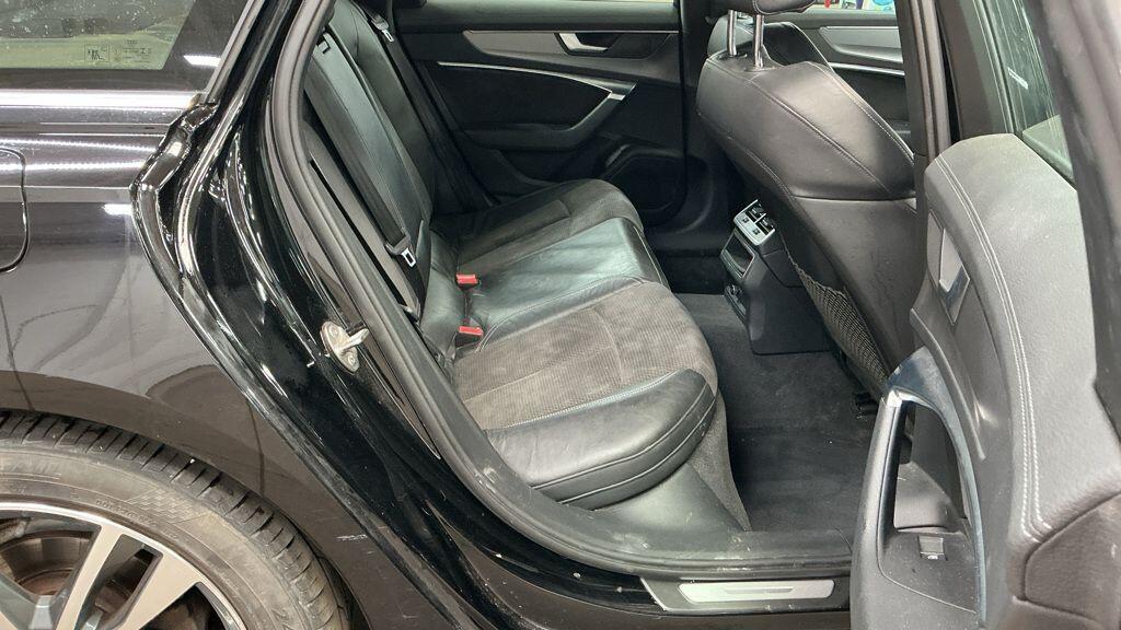 Audi A6 Avant - Image 9