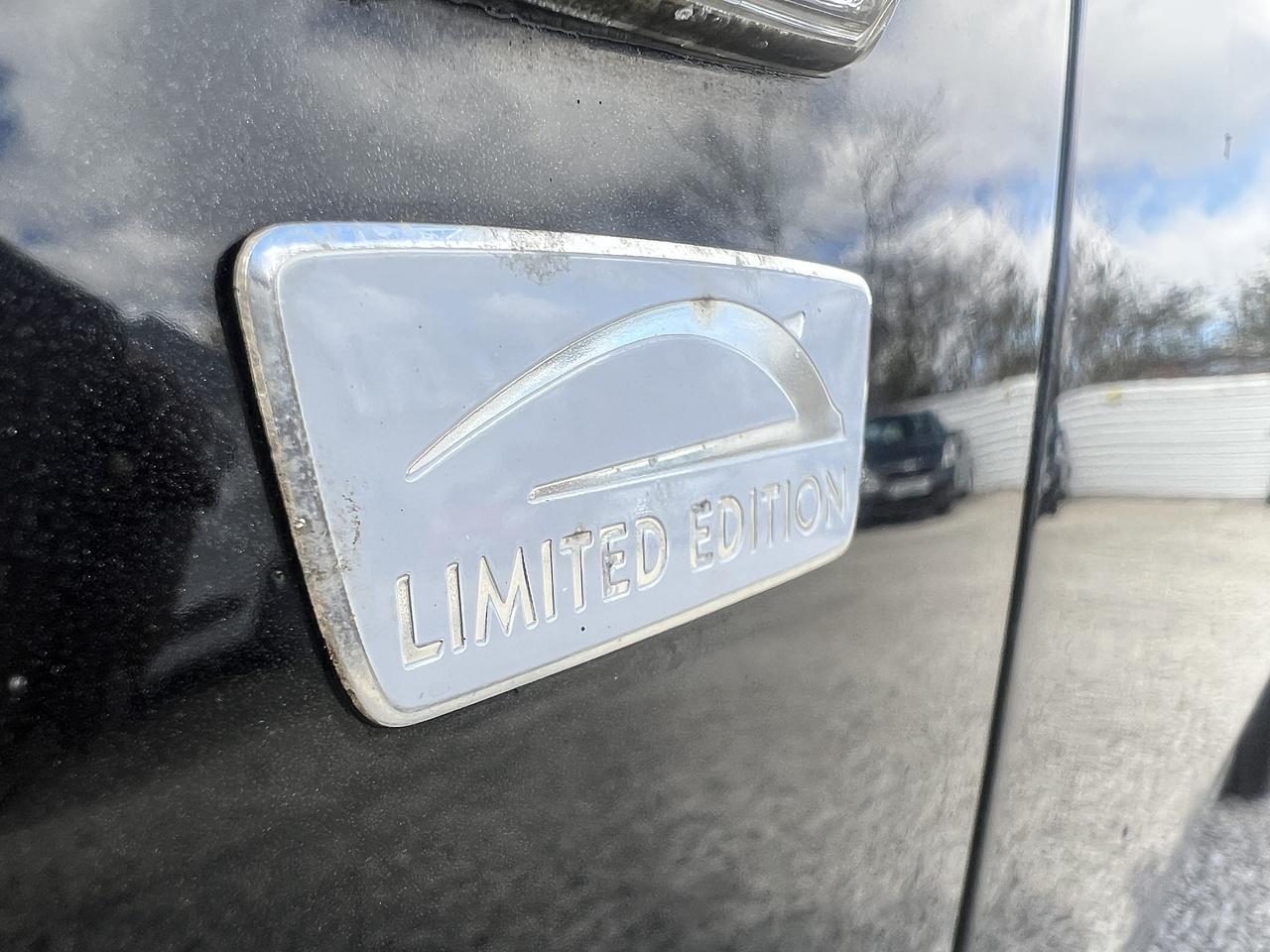 Vauxhall Corsa - Image 9