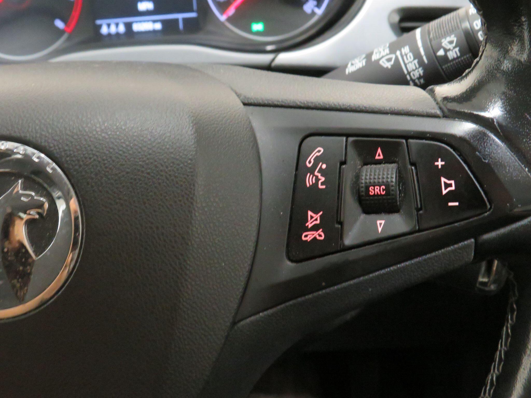 Vauxhall Corsa - Image 18