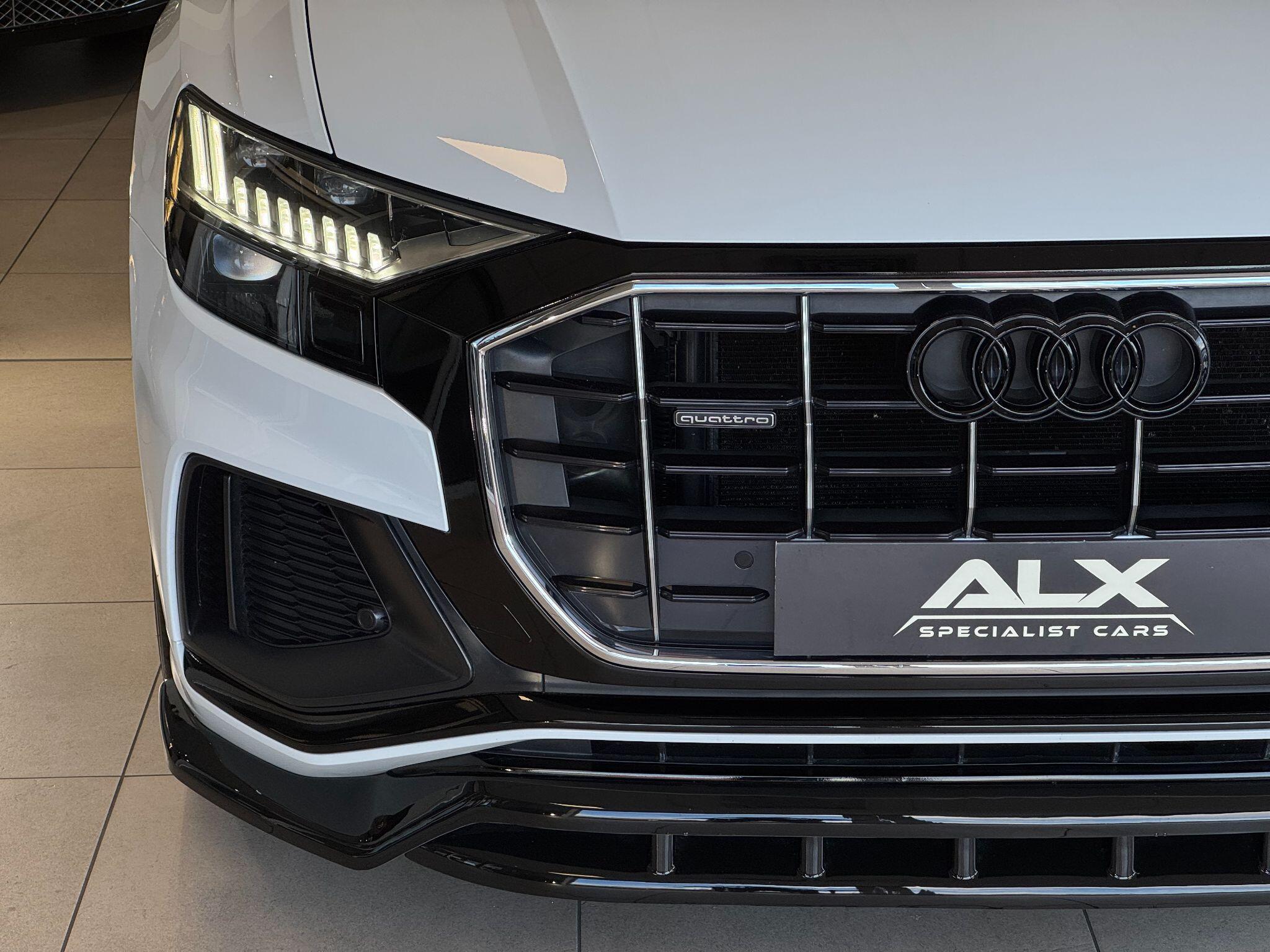 Audi Q8 - Image 10
