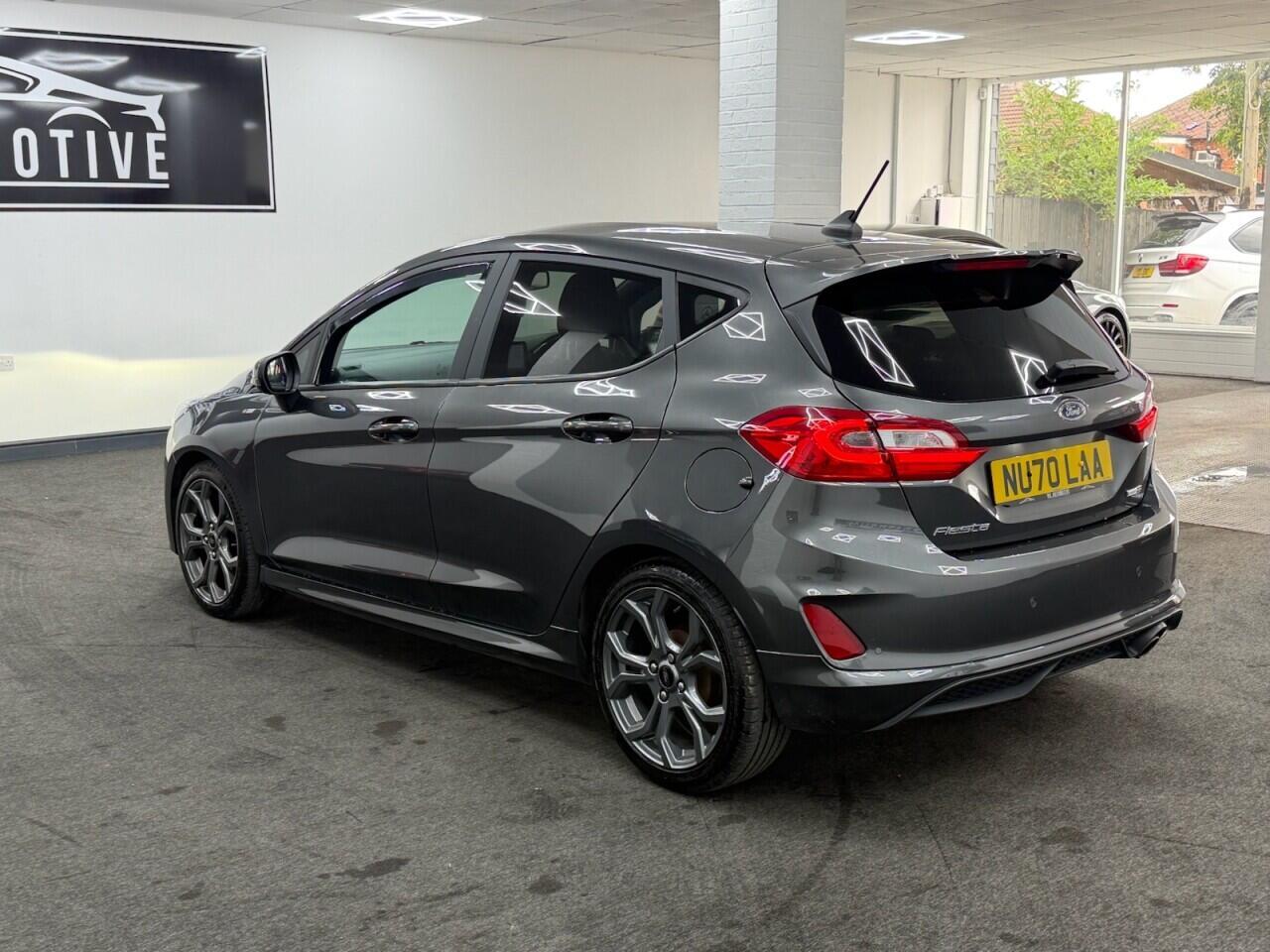 Ford Fiesta - Image 6