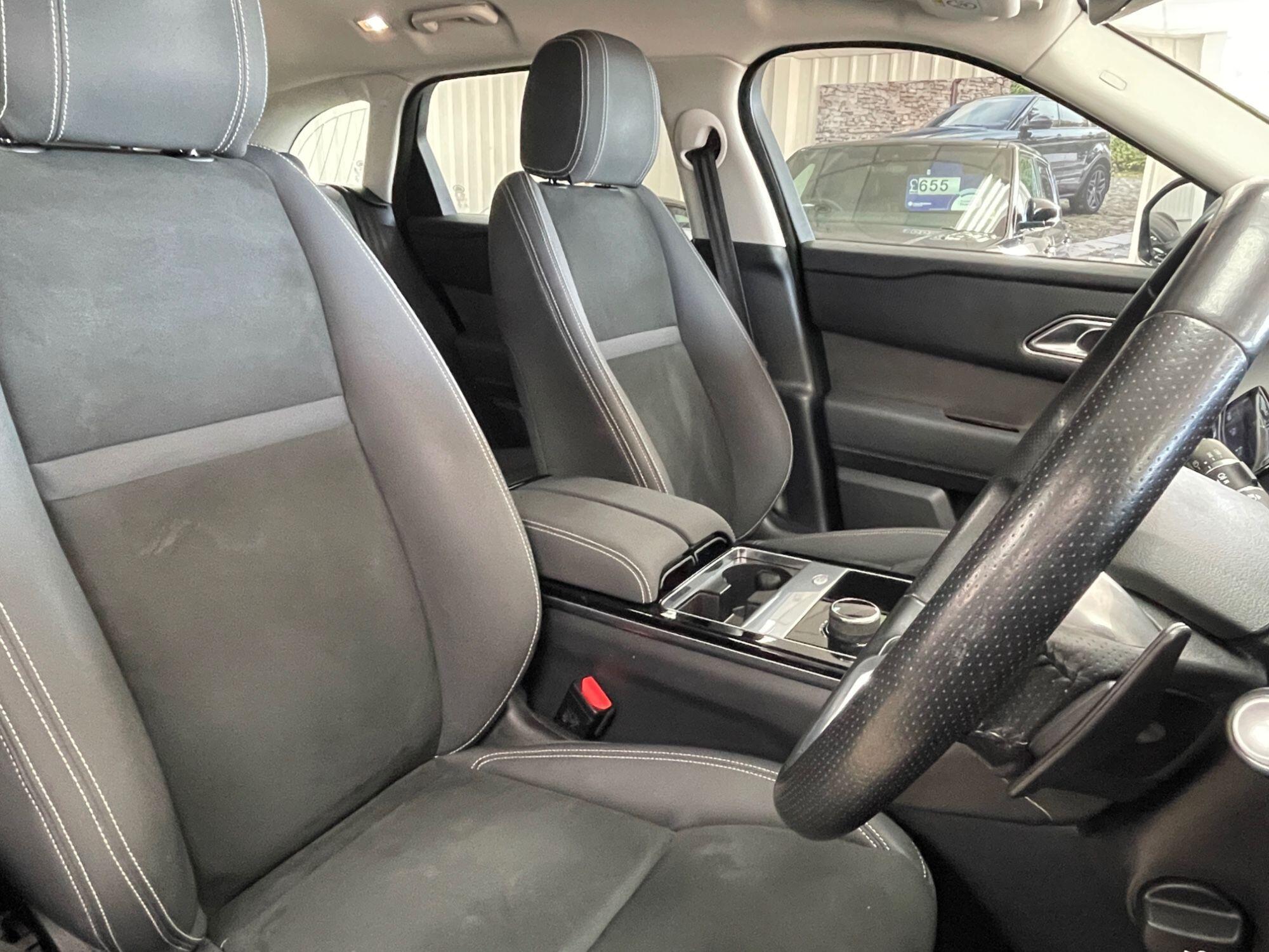 Land Rover Range Rover Velar - Image 25