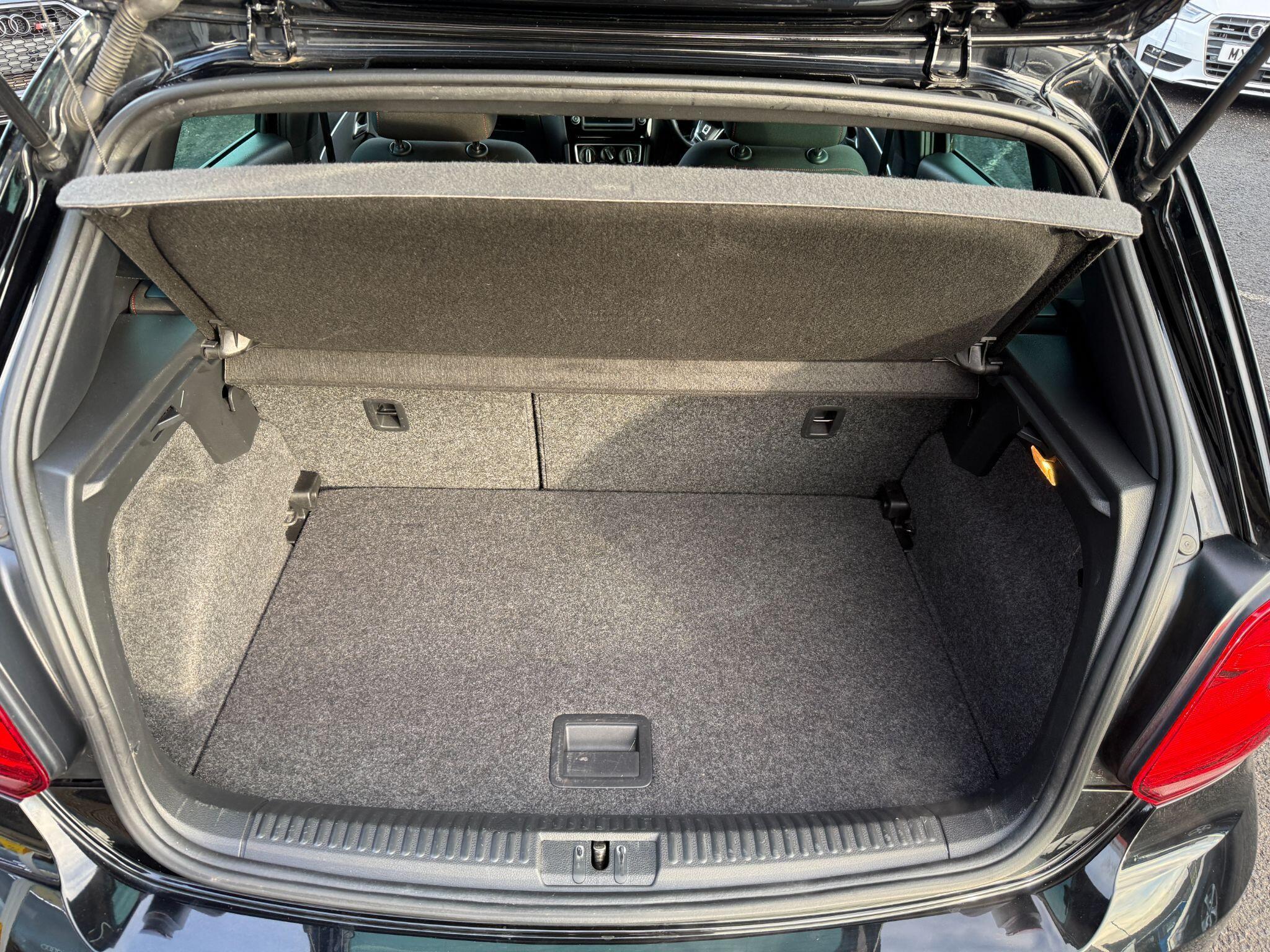 Volkswagen Polo - Image 61