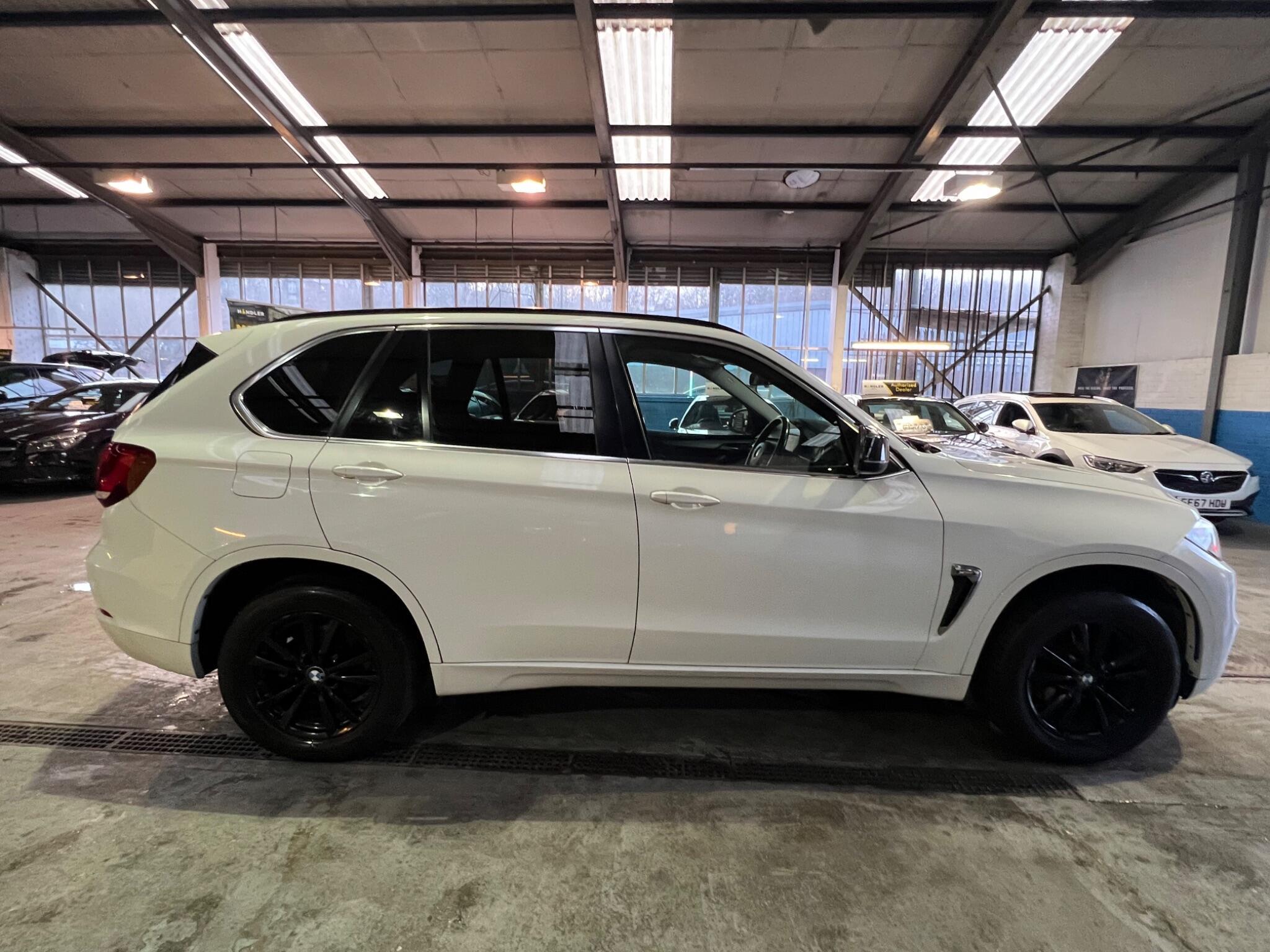 BMW X5 - Image 15