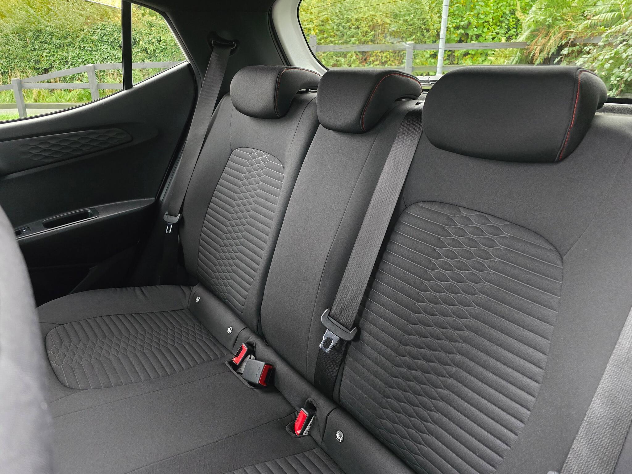 Hyundai i10 - Image 7