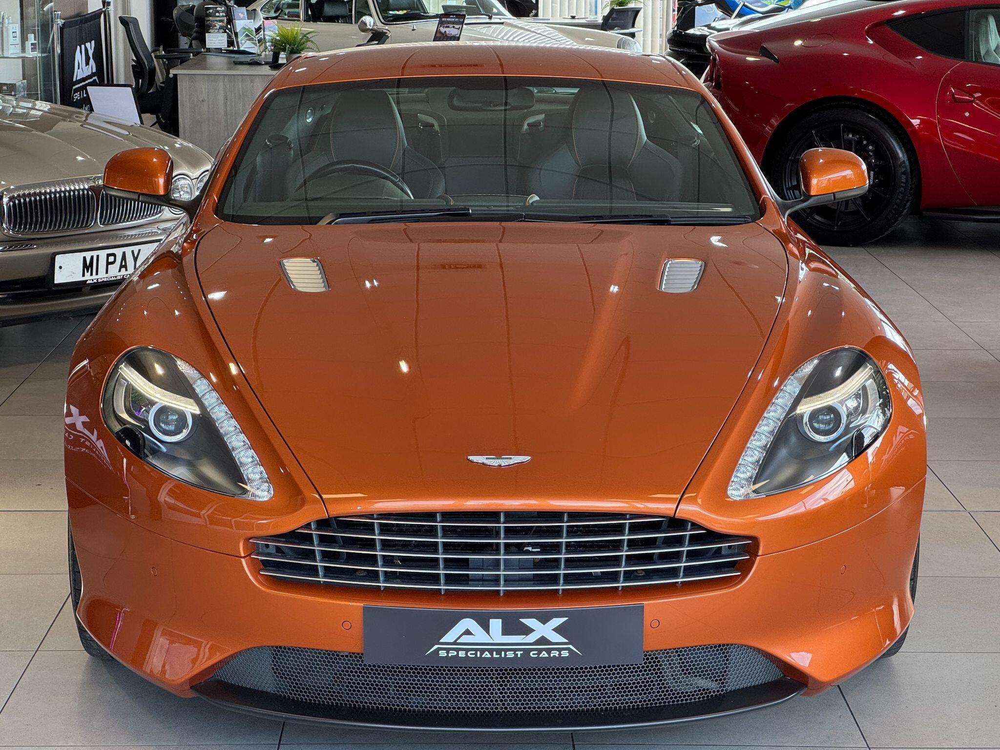 Aston Martin Virage - Image 7