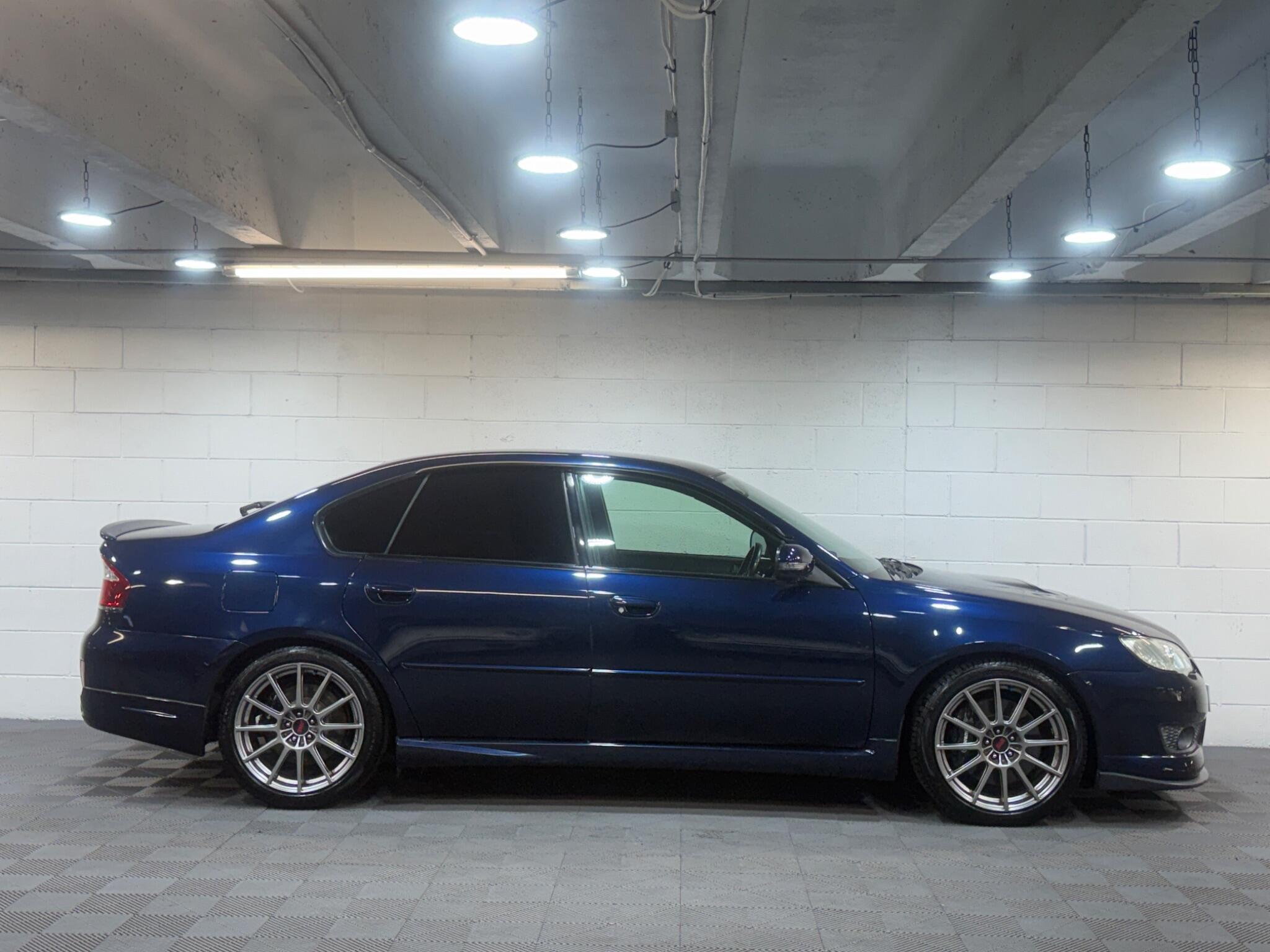 Subaru Legacy - Image 6