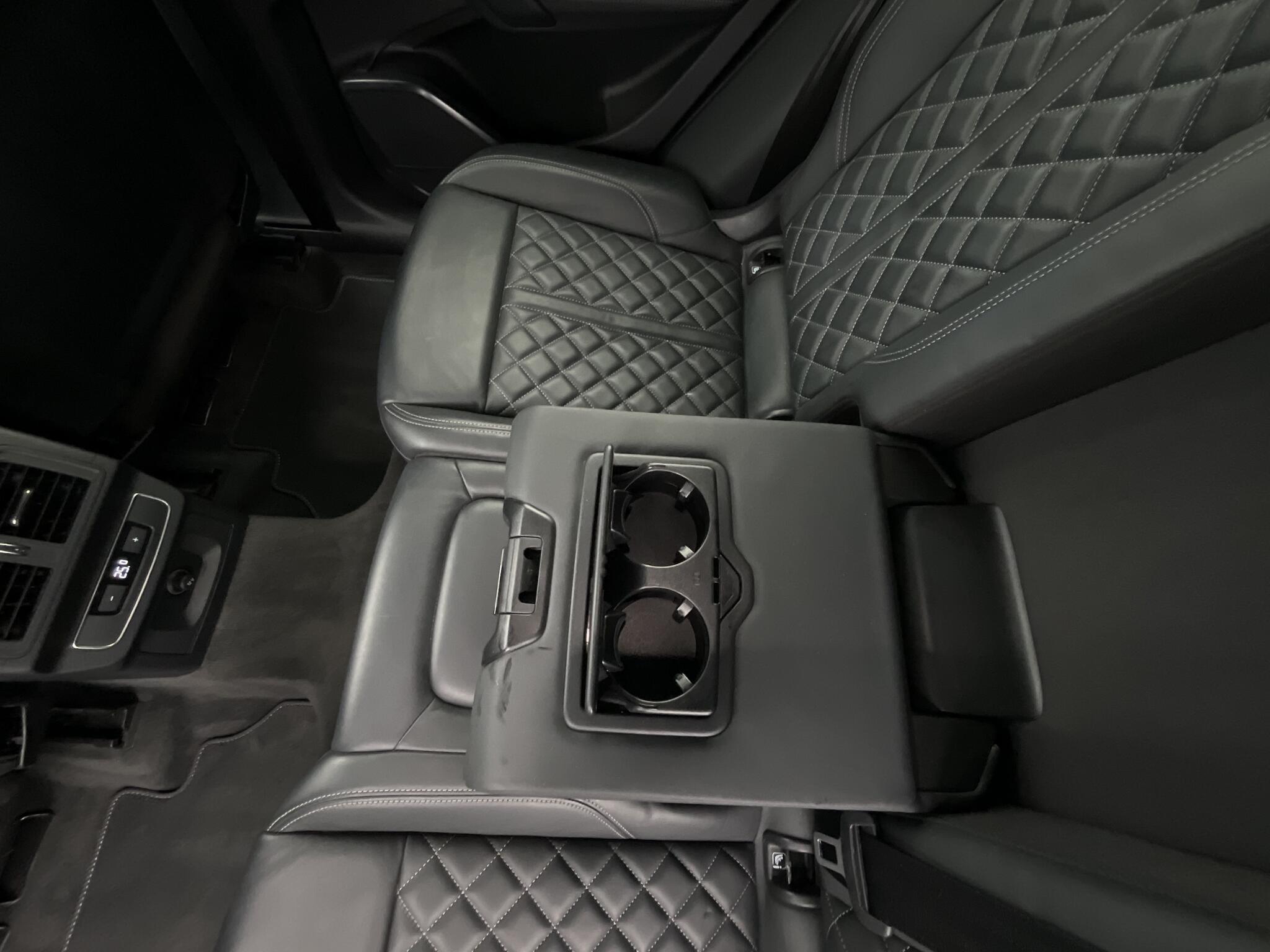 Audi Q5 - Image 16