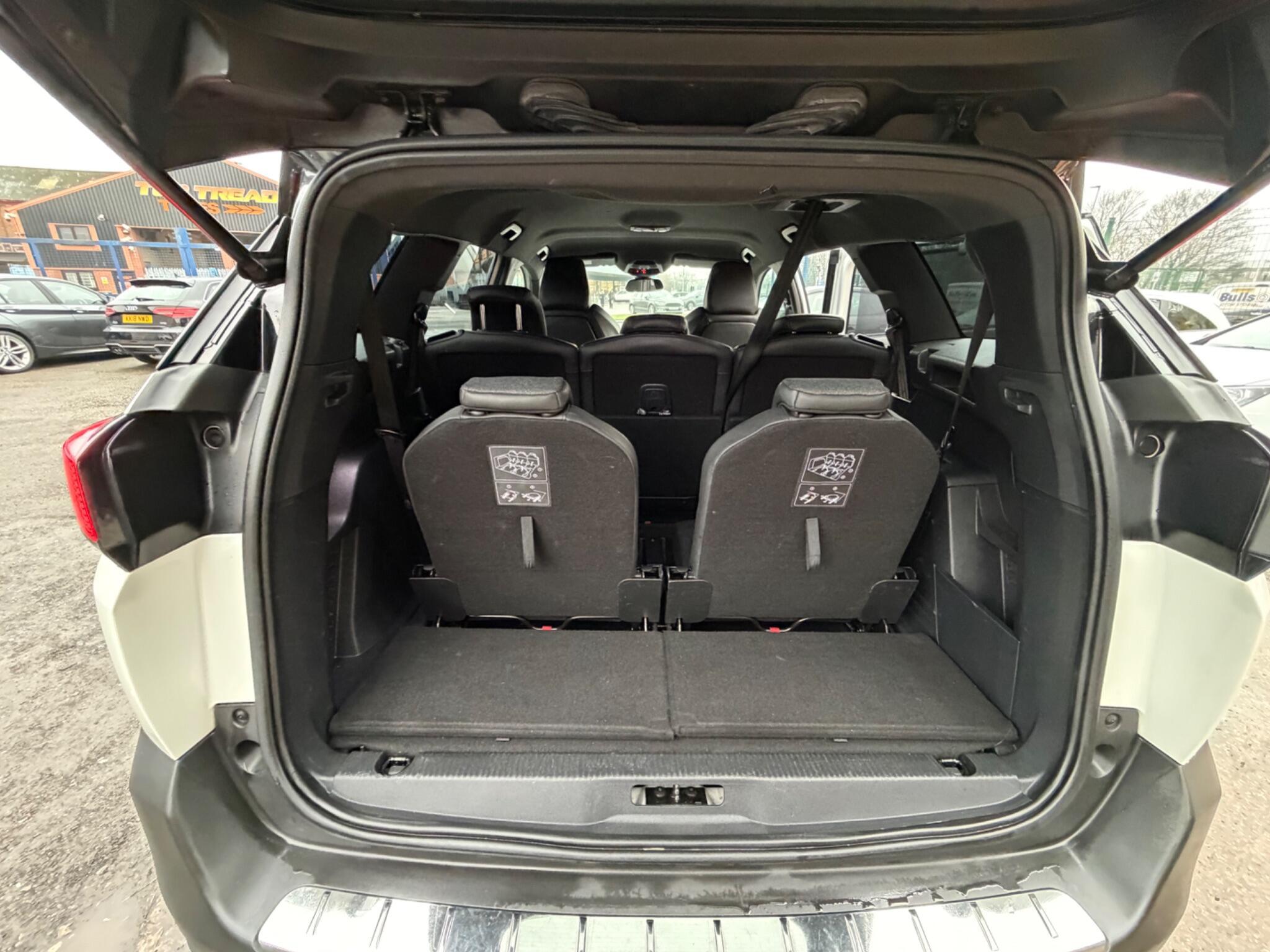Peugeot 5008 - Image 19