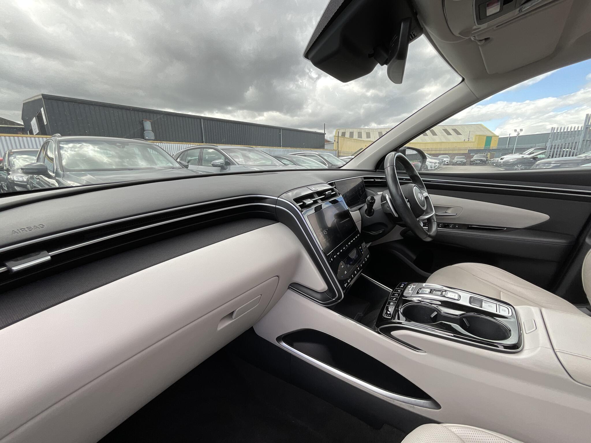 Hyundai Tucson - Image 16