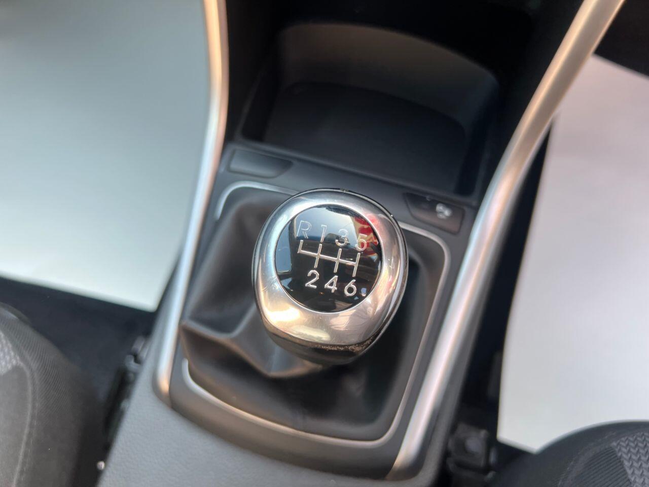 Hyundai i30 - Image 23