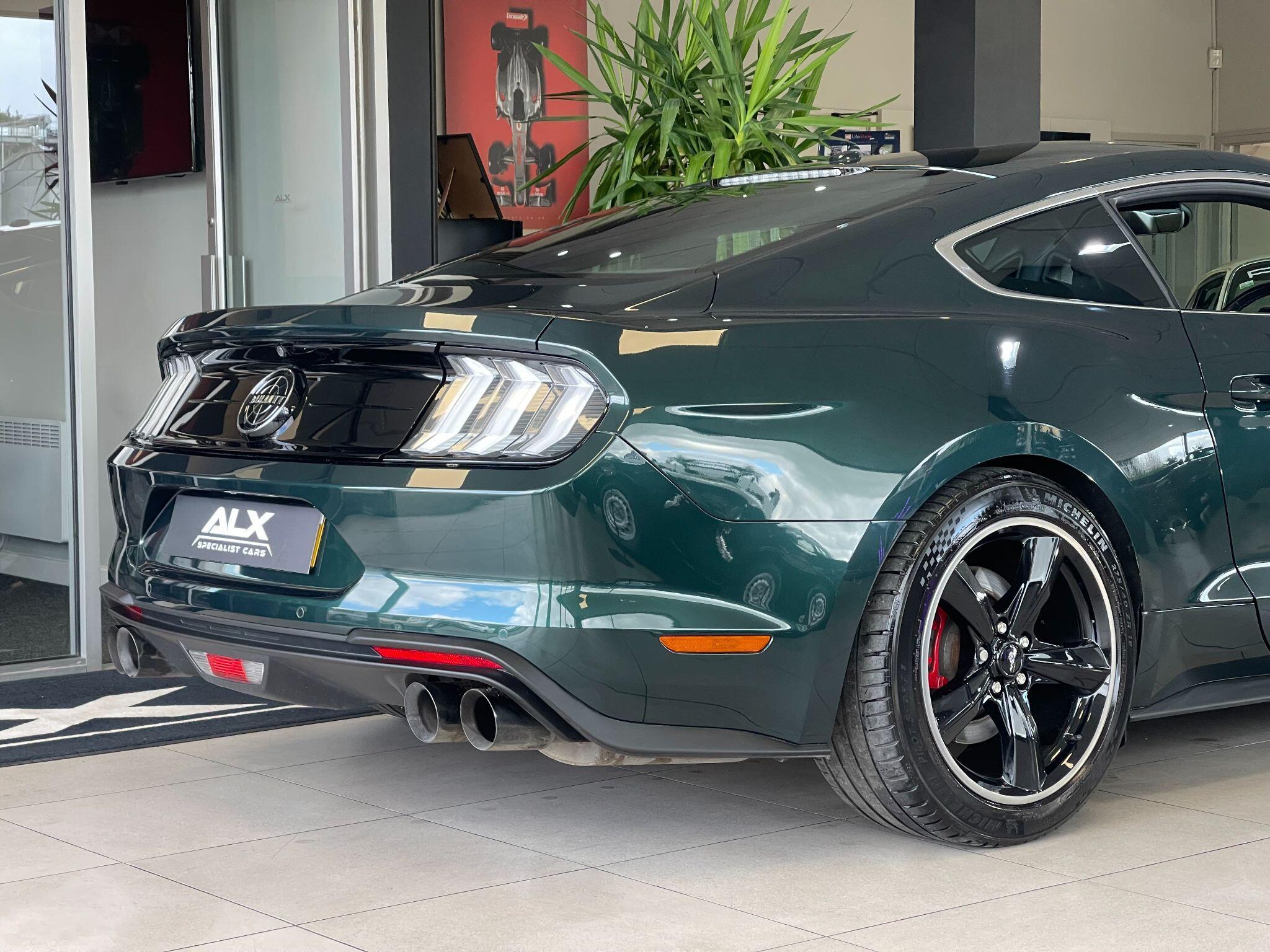 Ford Mustang - Image 14
