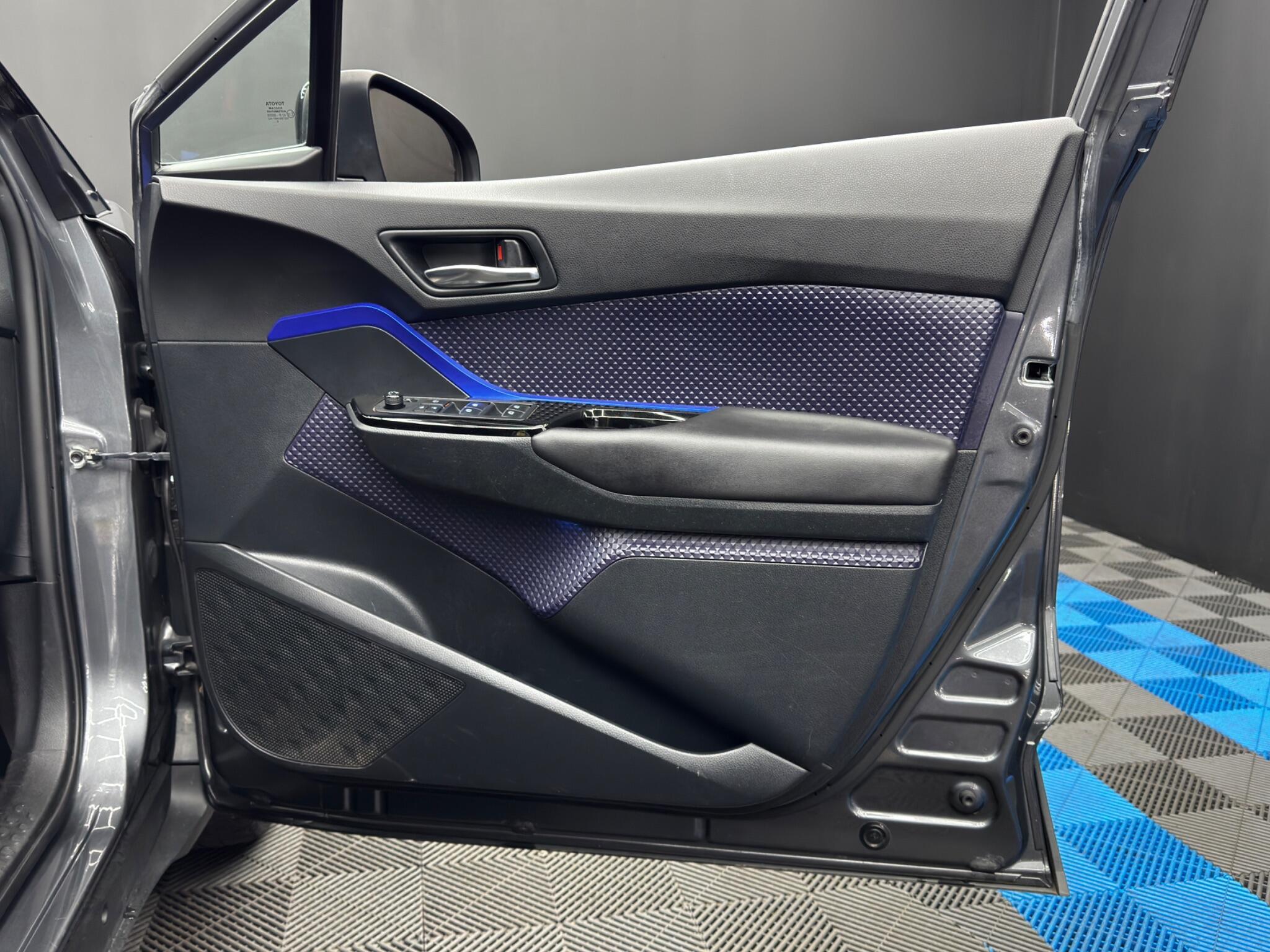 Toyota C-Hr - Image 37