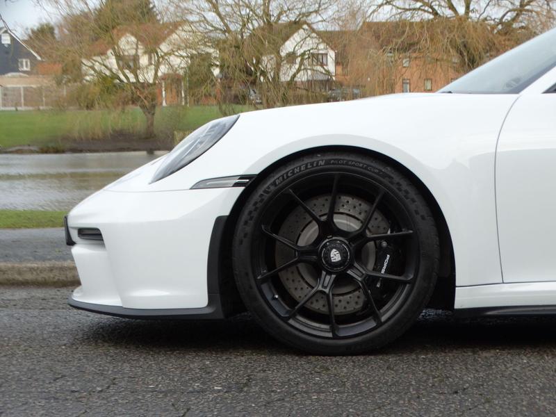 Porsche 911 - Image 5