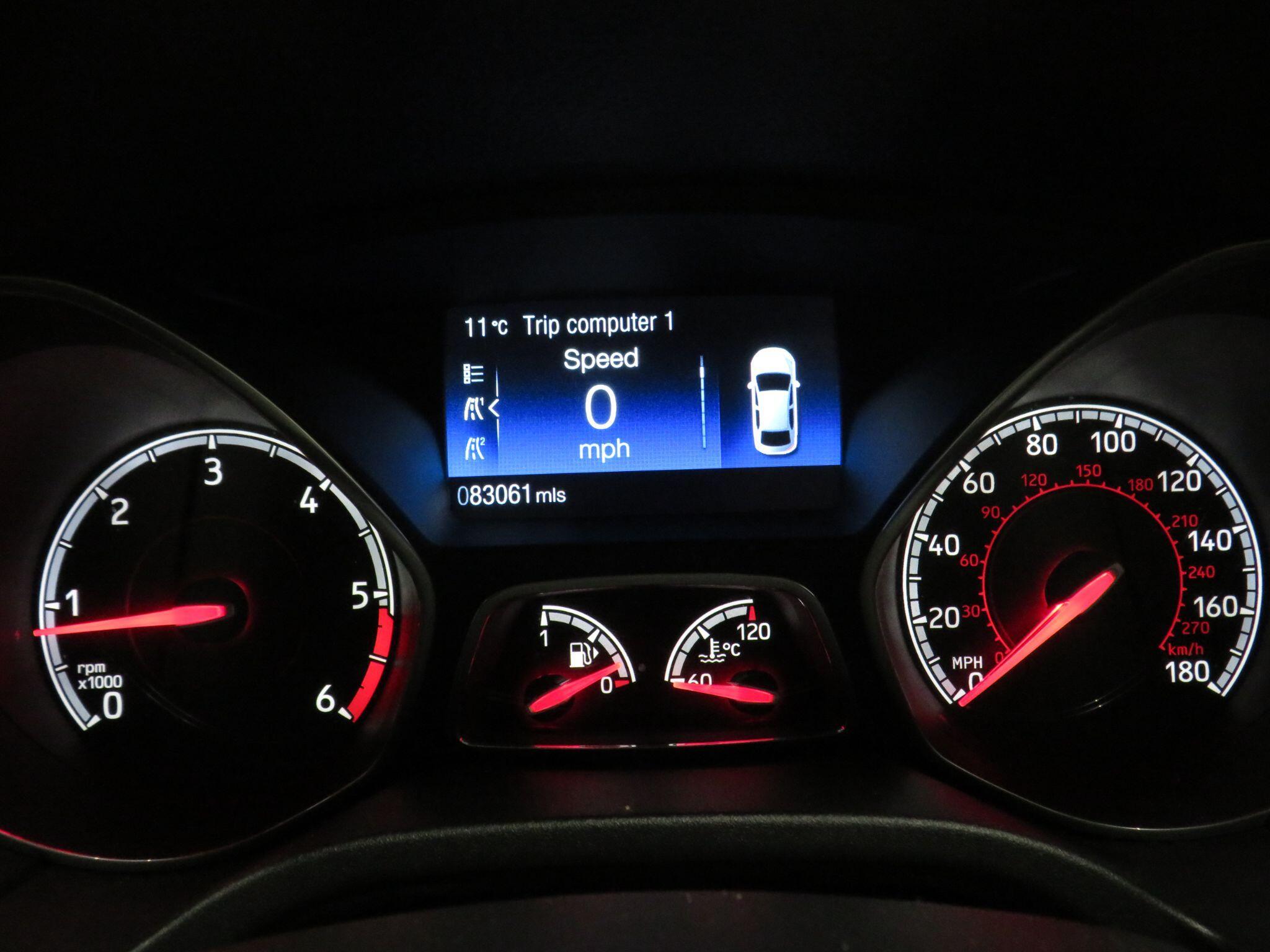 Ford Focus - Image 15