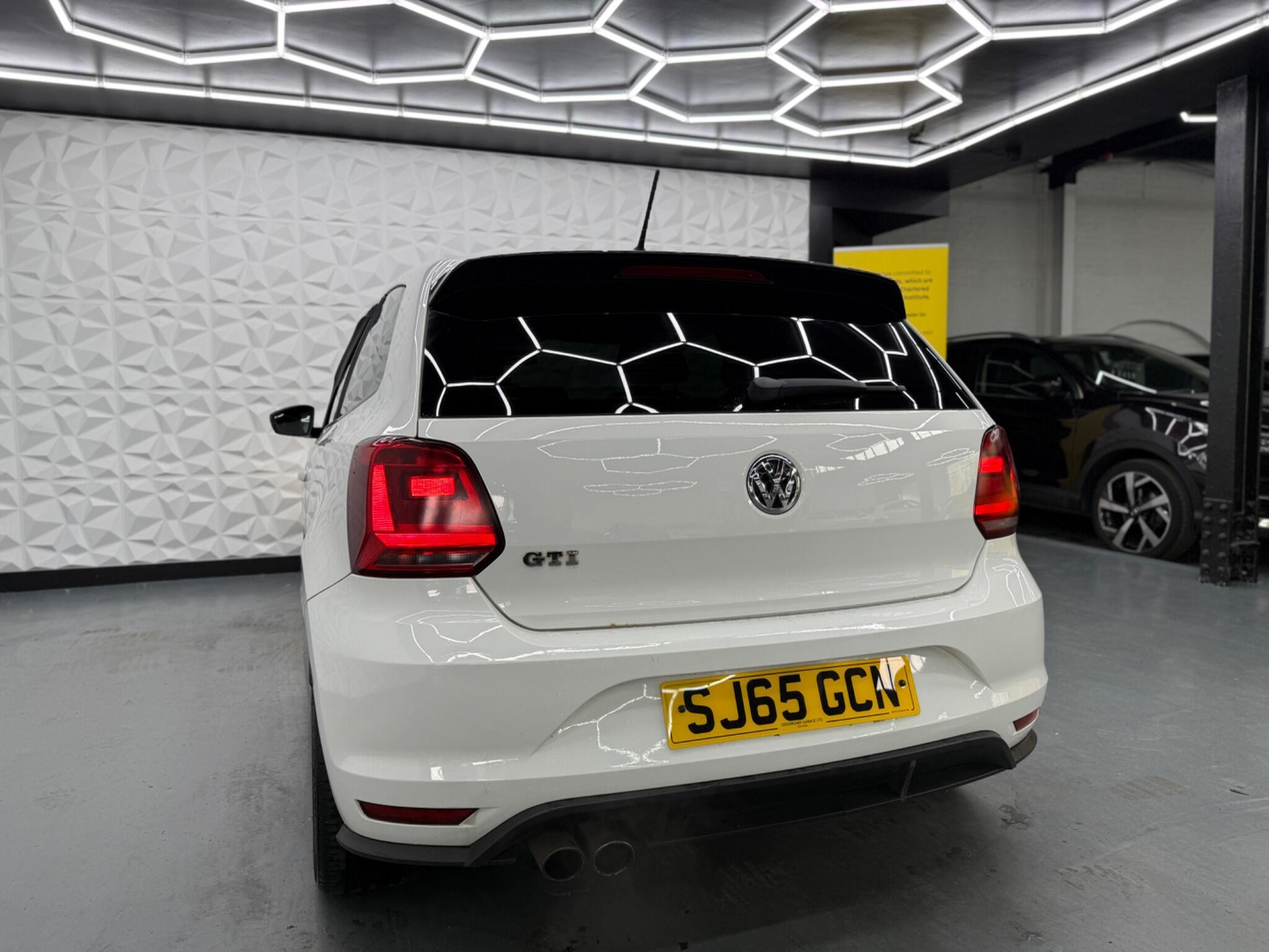 Volkswagen Polo - Image 19