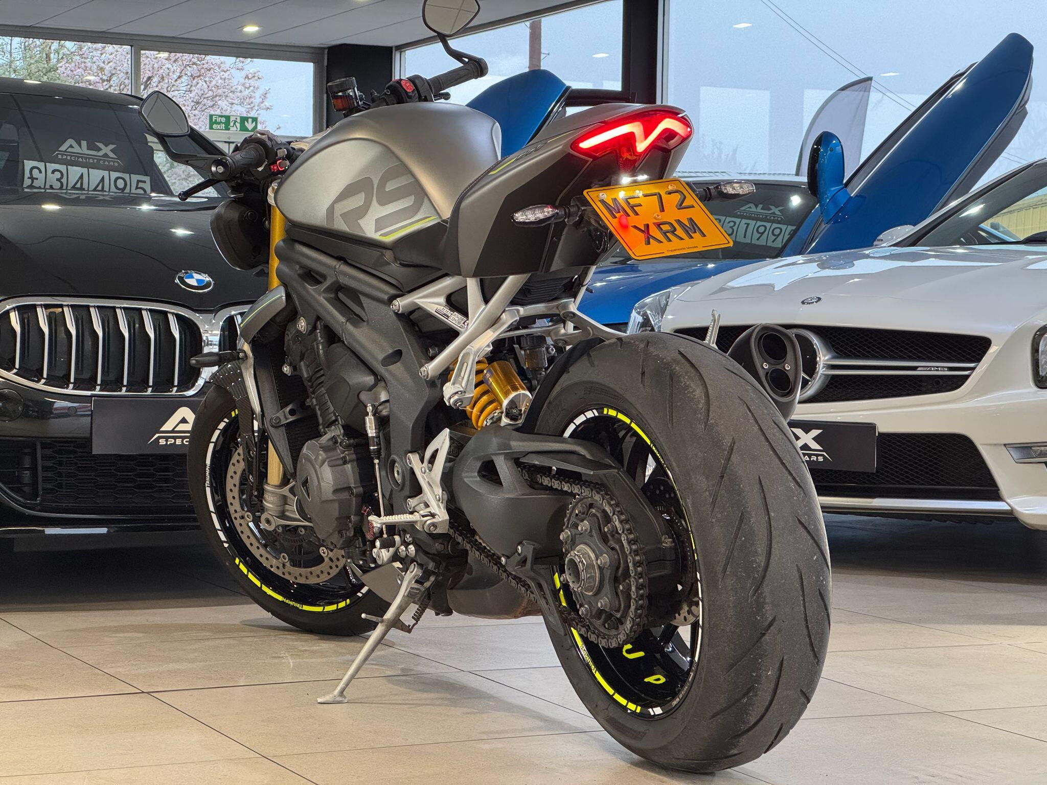 Triumph Speed Triple 1200 - Image 14