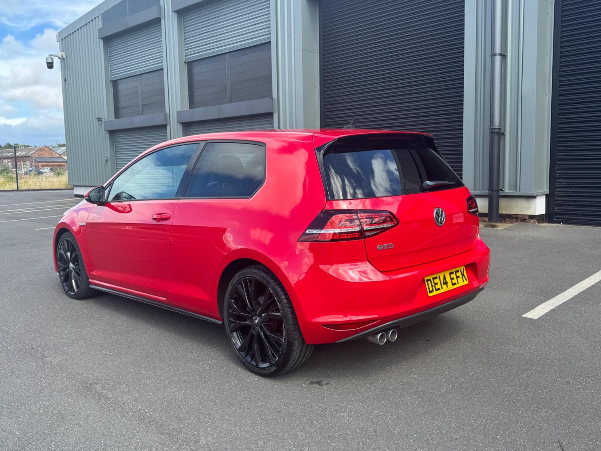 Volkswagen Golf - Image 5
