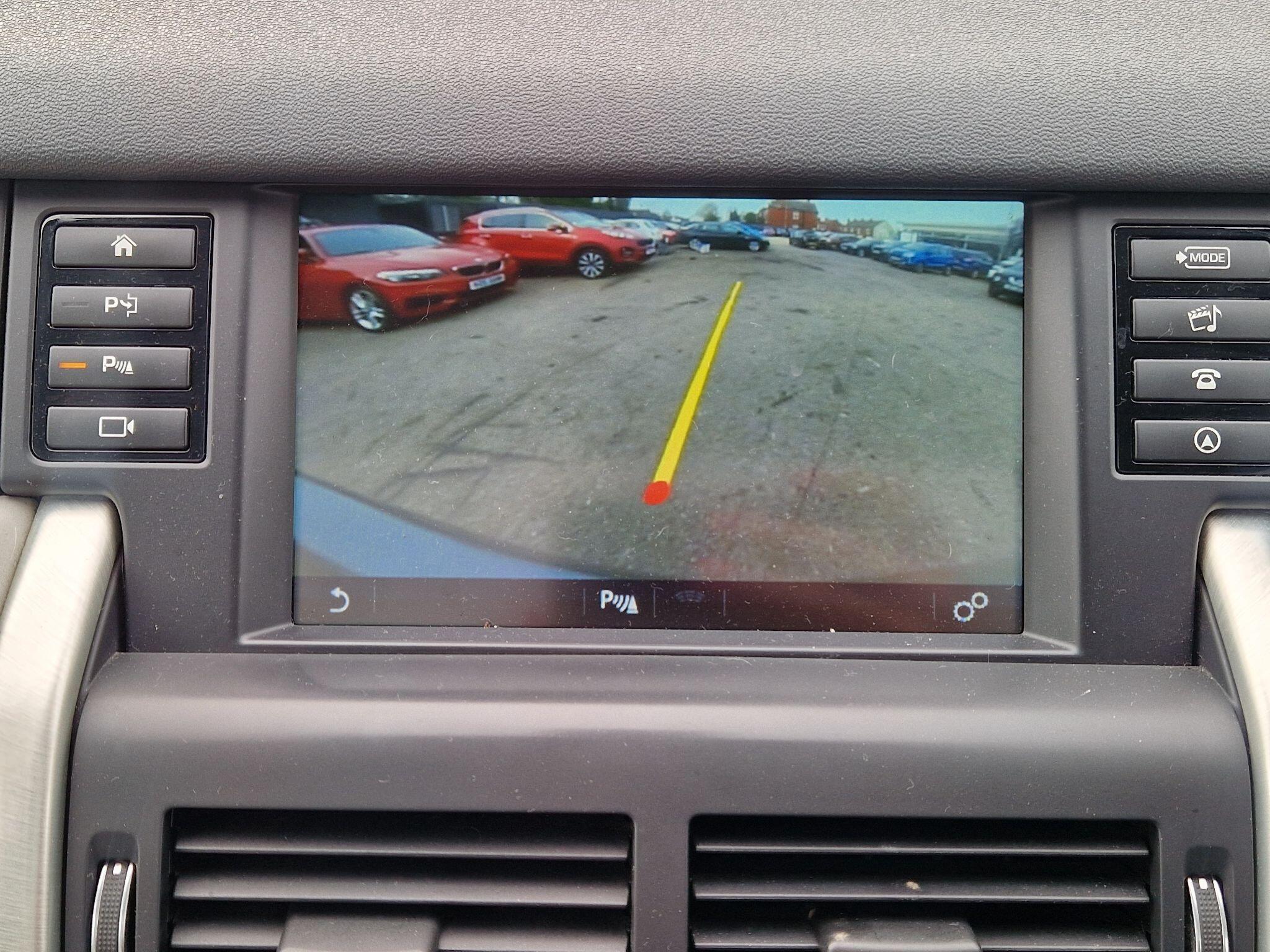 Land Rover DISCOVERY SPORT - Image 16