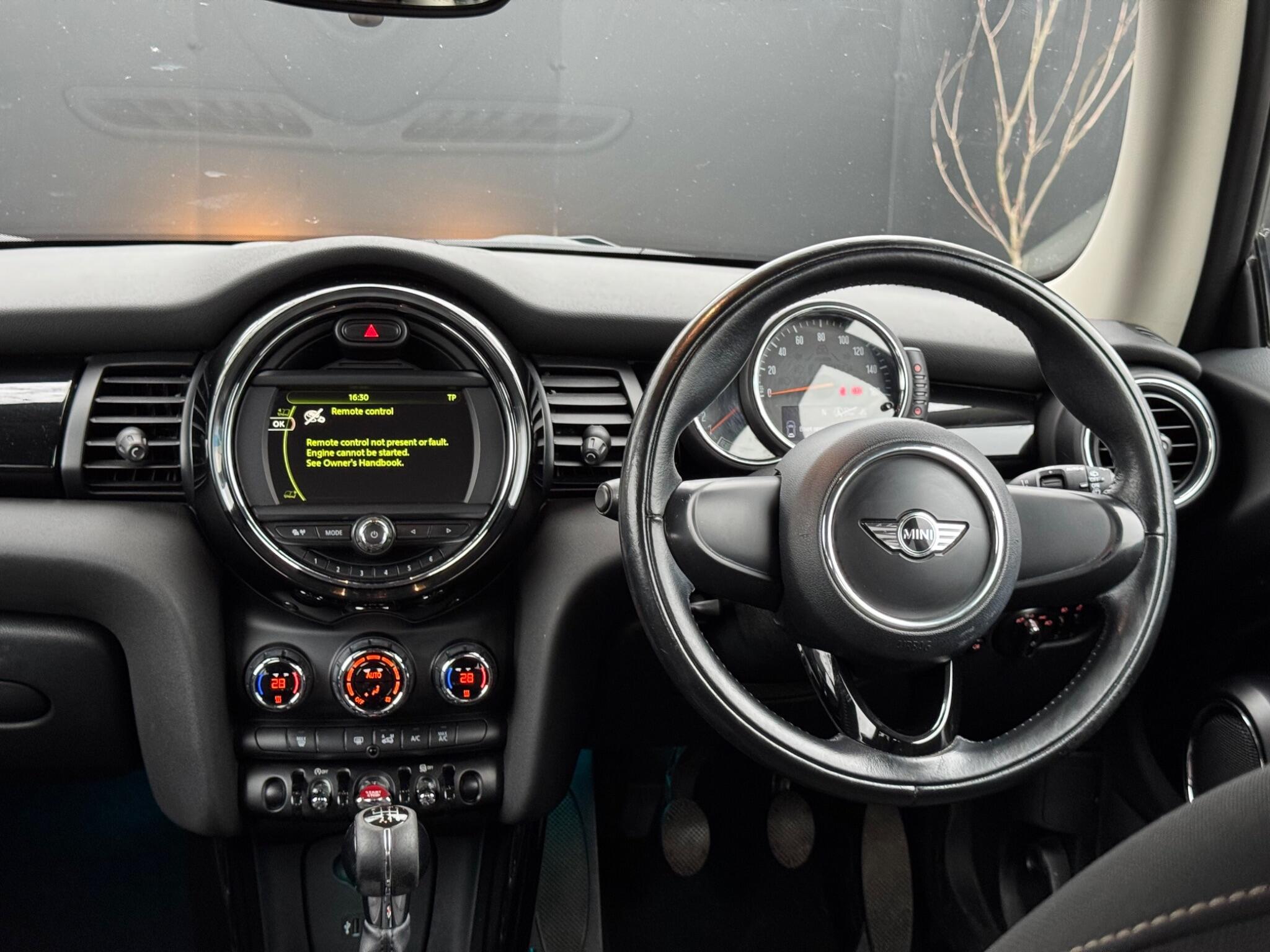 MINI Hatch - Image 43