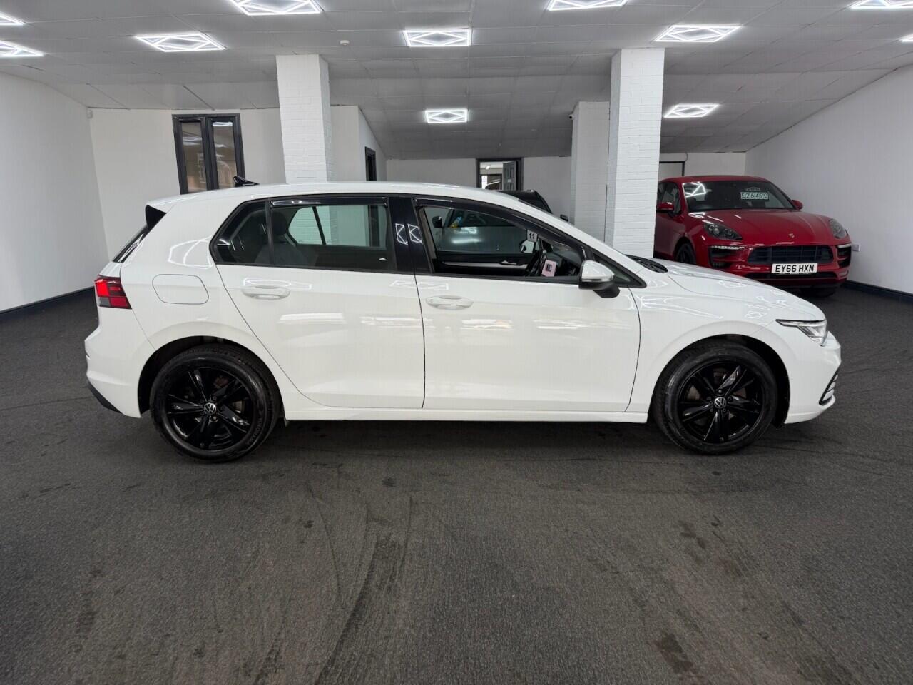 Volkswagen Golf - Image 3