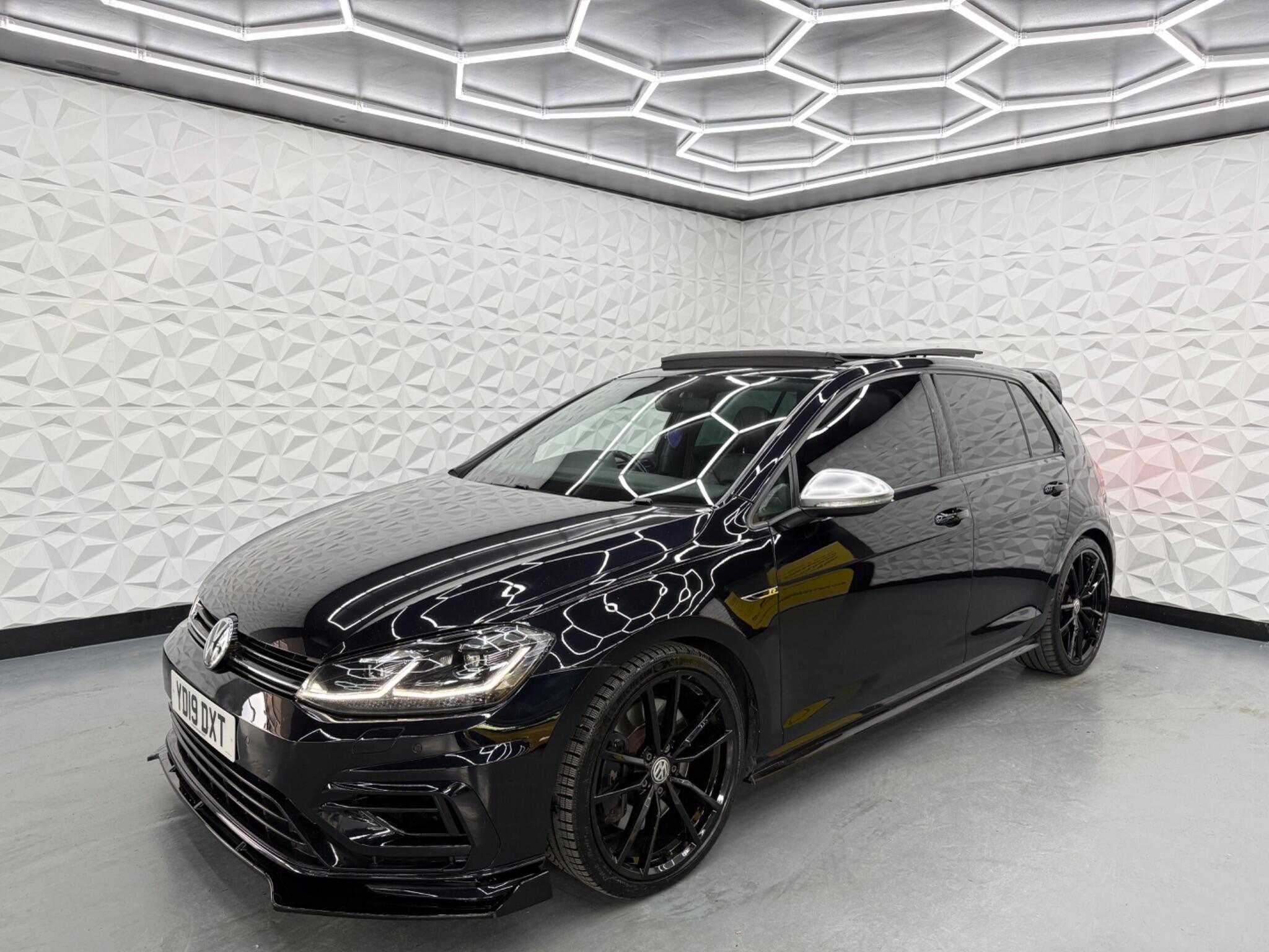 Volkswagen Golf - Image 6