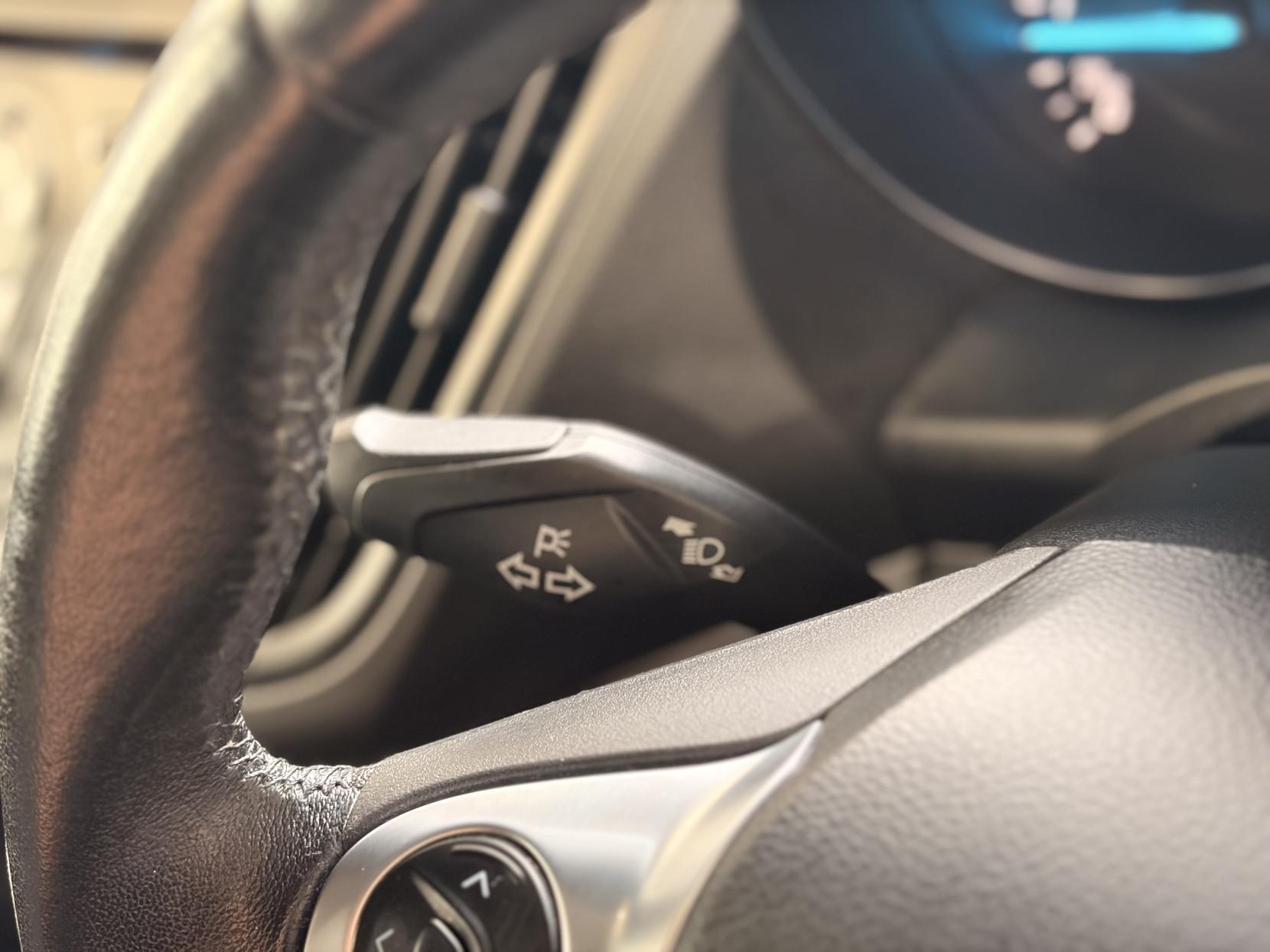 Ford Kuga - Image 17