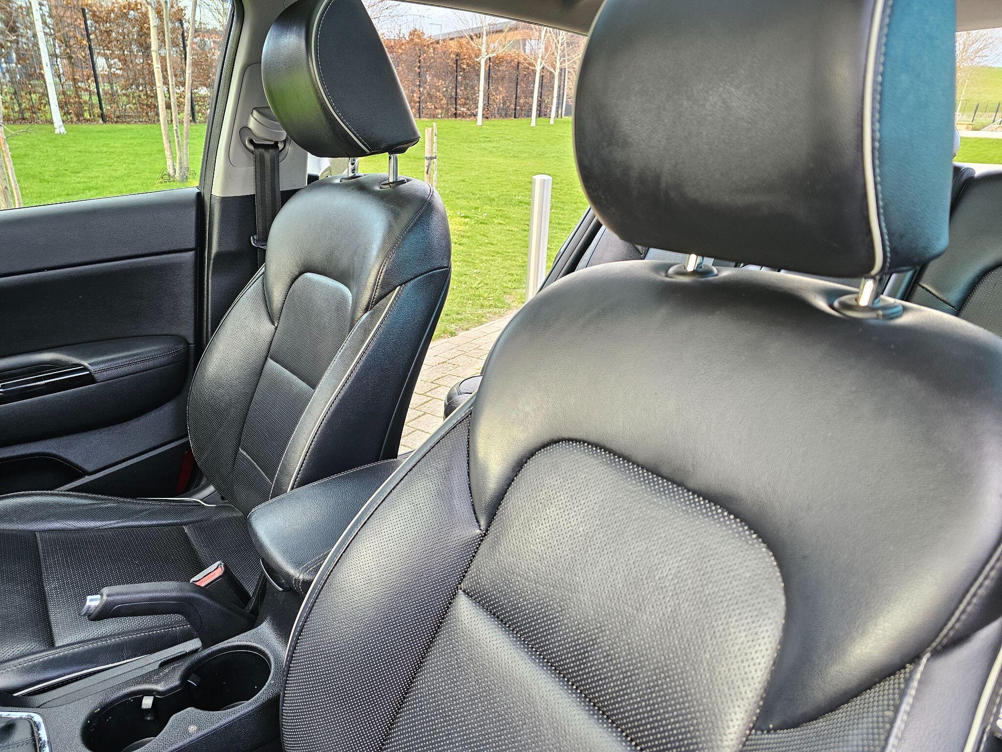 Kia Sportage - Image 34