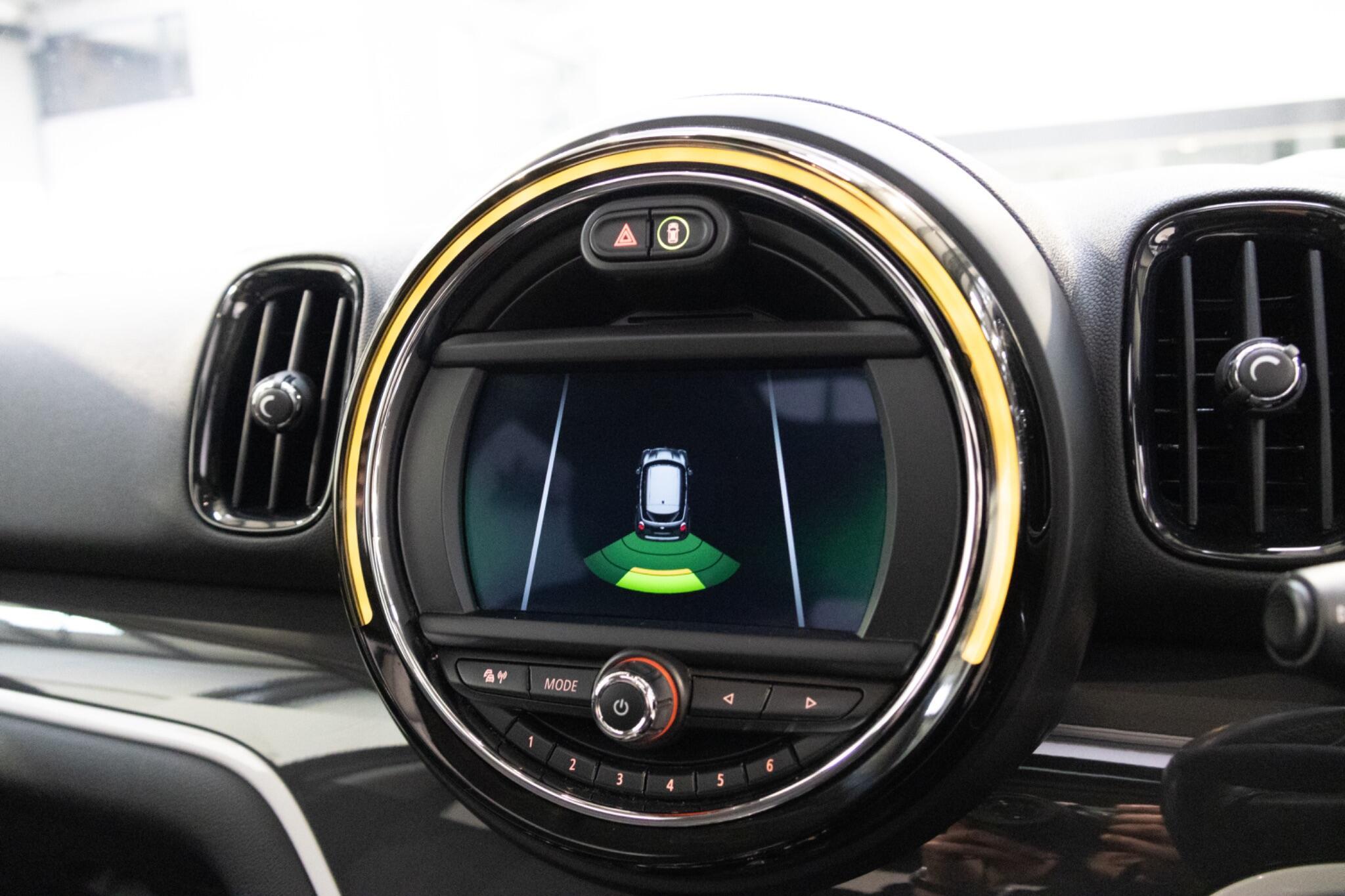 MINI Countryman - Image 25