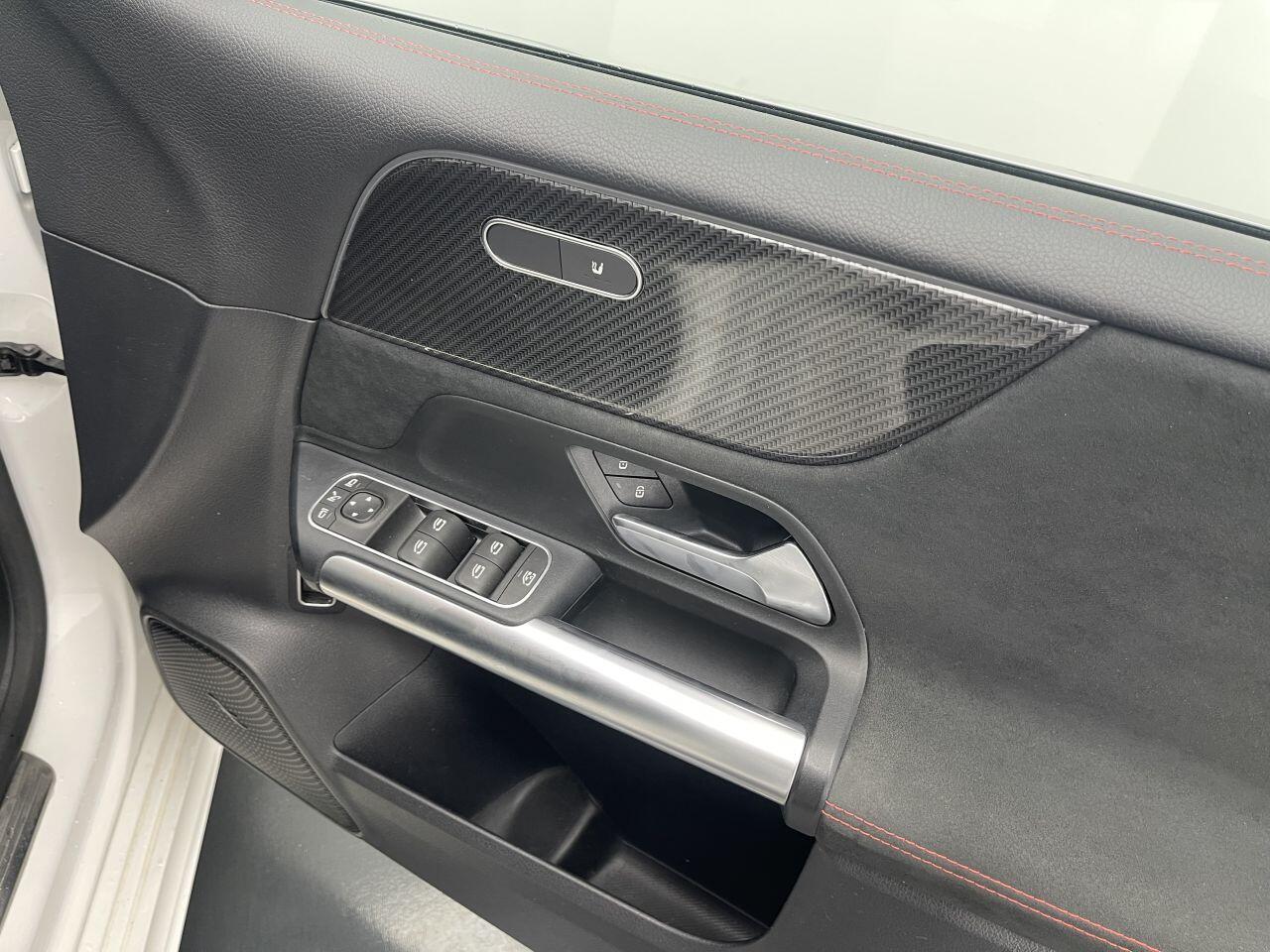 Mercedes B-Class - Image 18