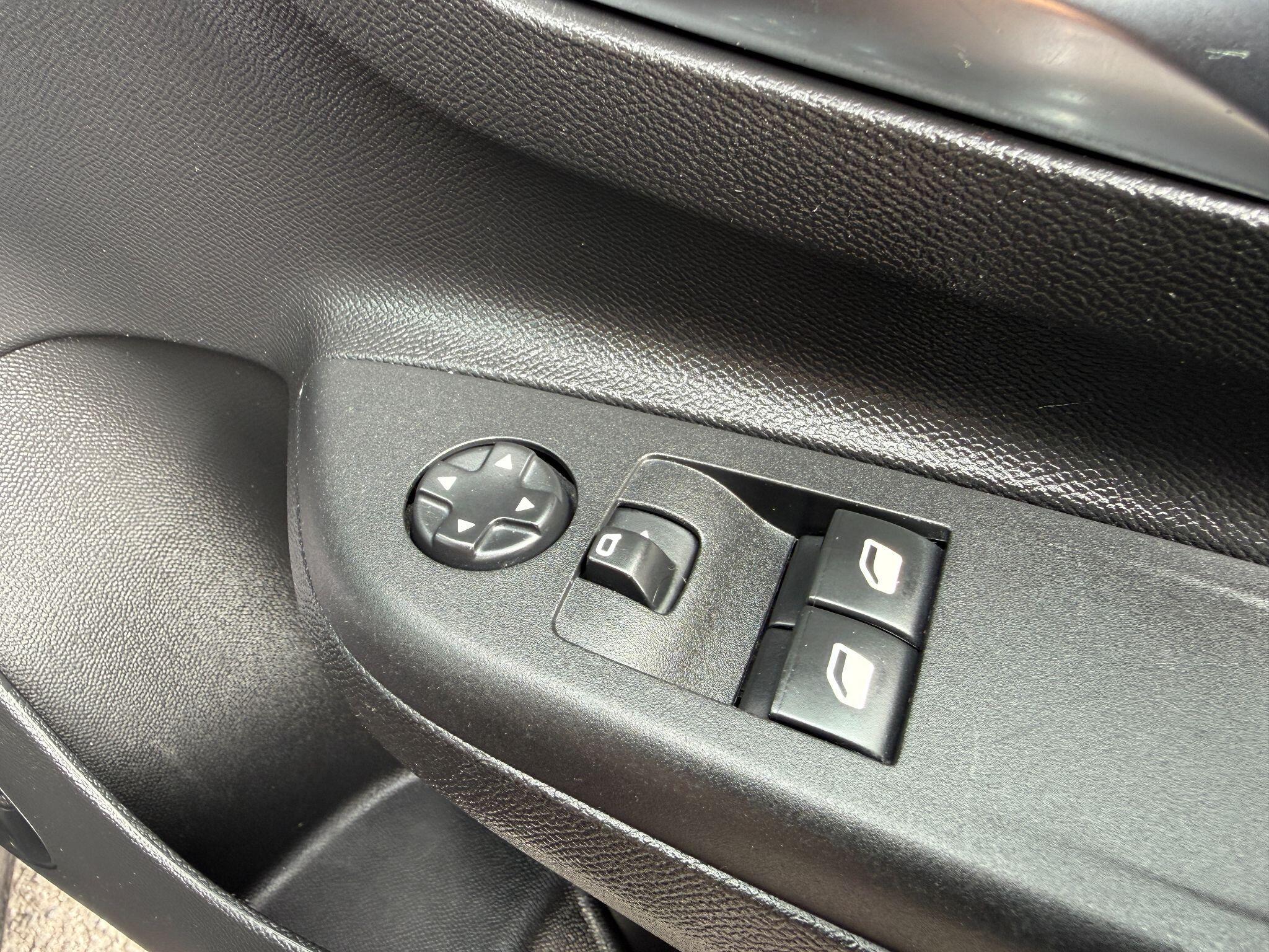 Vauxhall Corsa - Image 54
