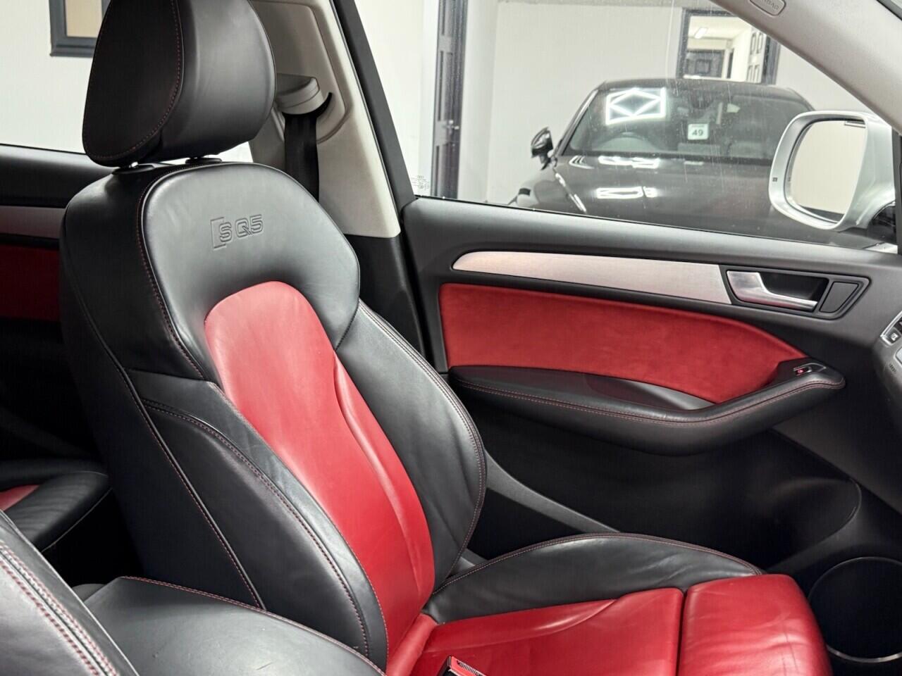 Audi SQ5 - Image 18