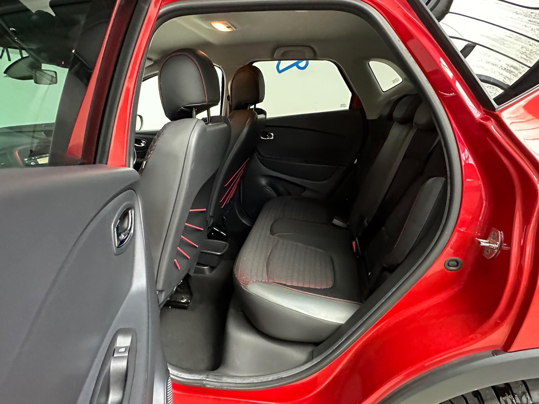 Renault Captur - Image 12